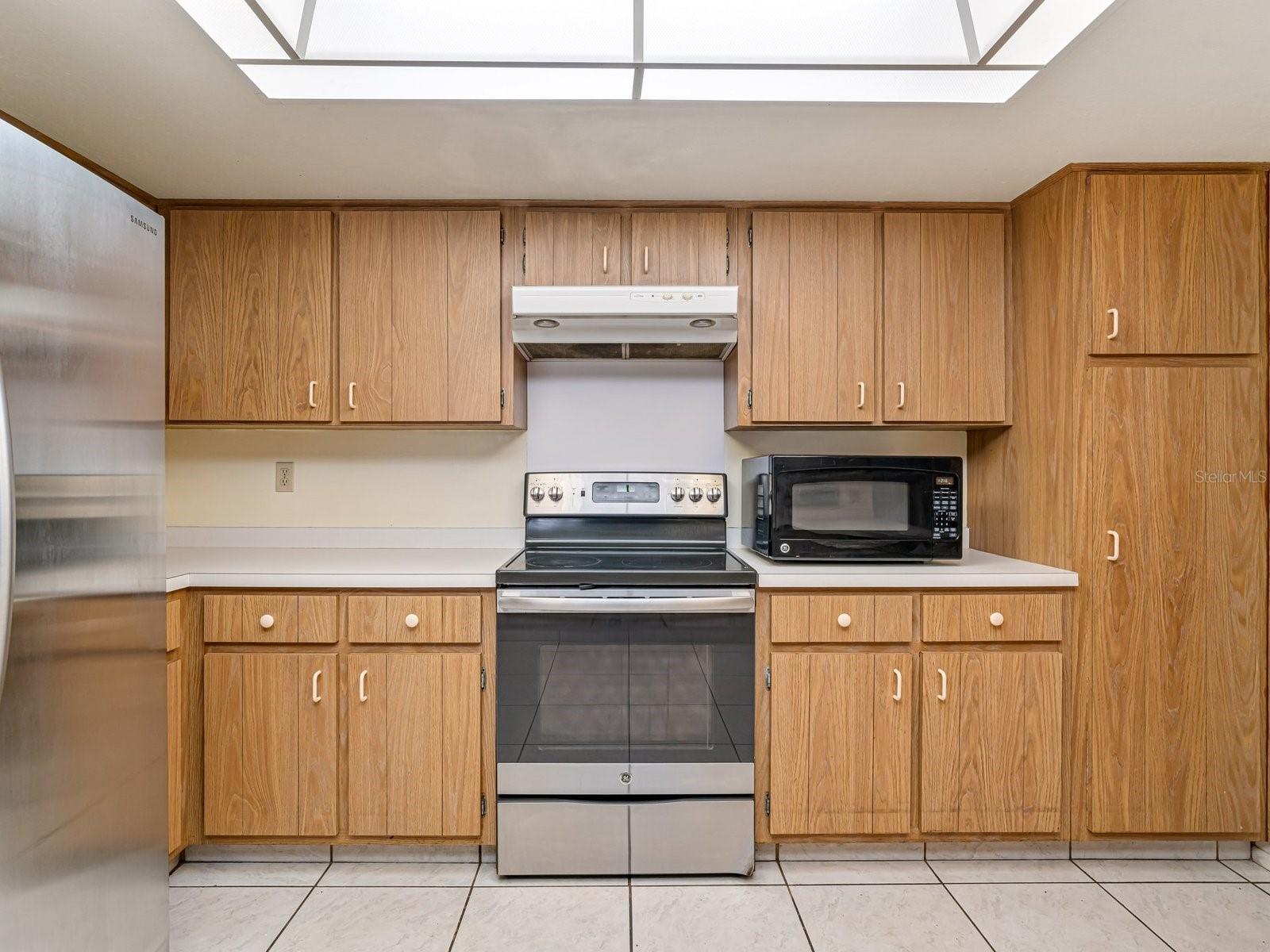 403 PINE TREE TER, VENICE, FL, 34293