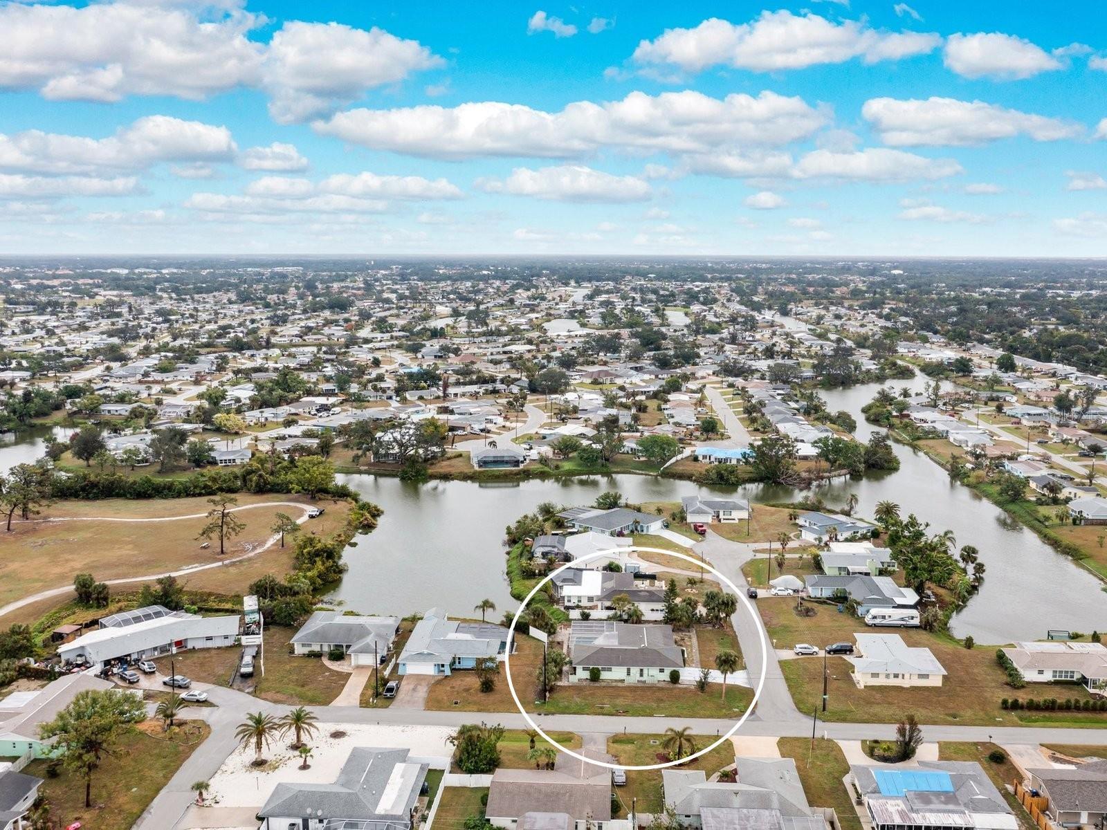 403 PINE TREE TER, VENICE, FL, 34293