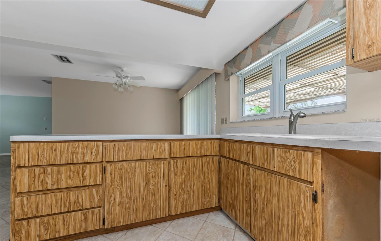435 MEADOWLARK LN, PALM HARBOR, FL, 34683