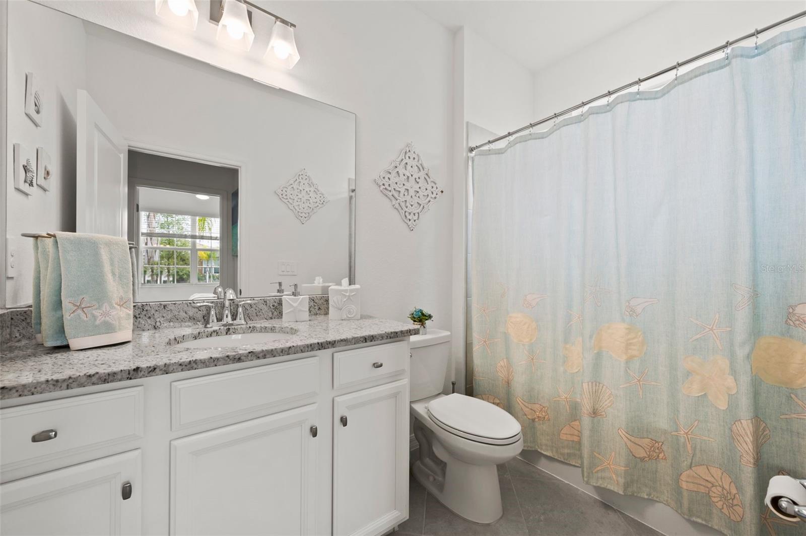 3901 EAST HAMPTON CIR, ALVA, FL, 33920
