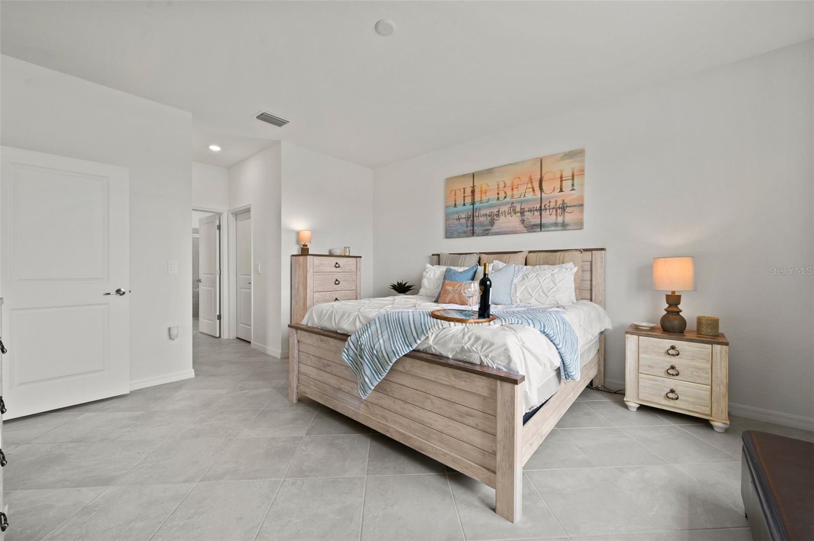 3901 EAST HAMPTON CIR, ALVA, FL, 33920