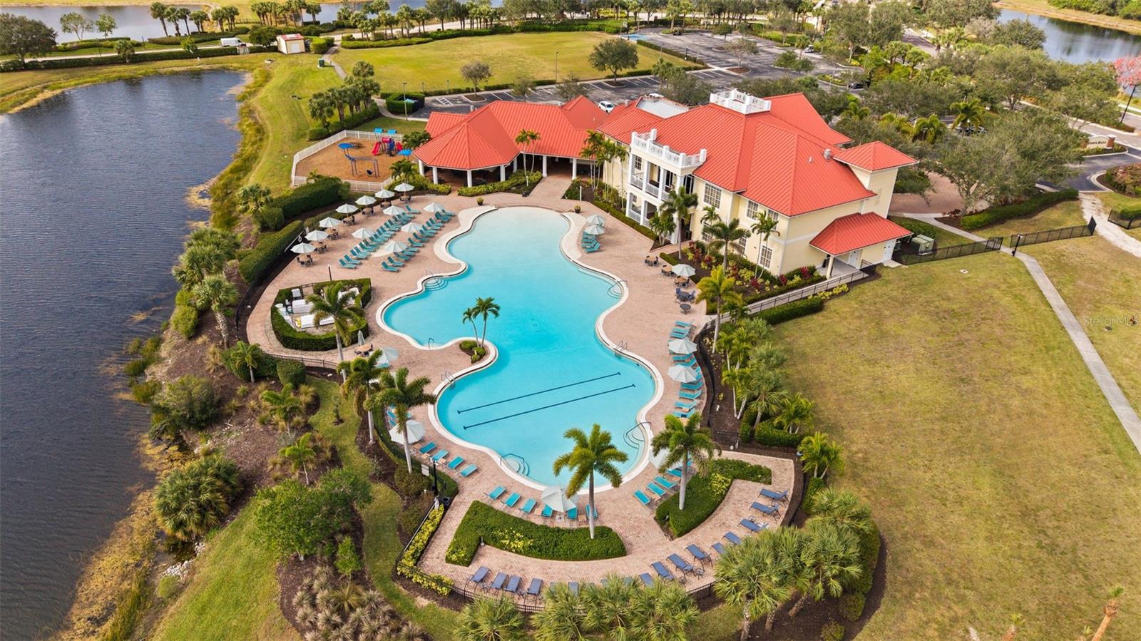 3901 EAST HAMPTON CIR, ALVA, FL, 33920