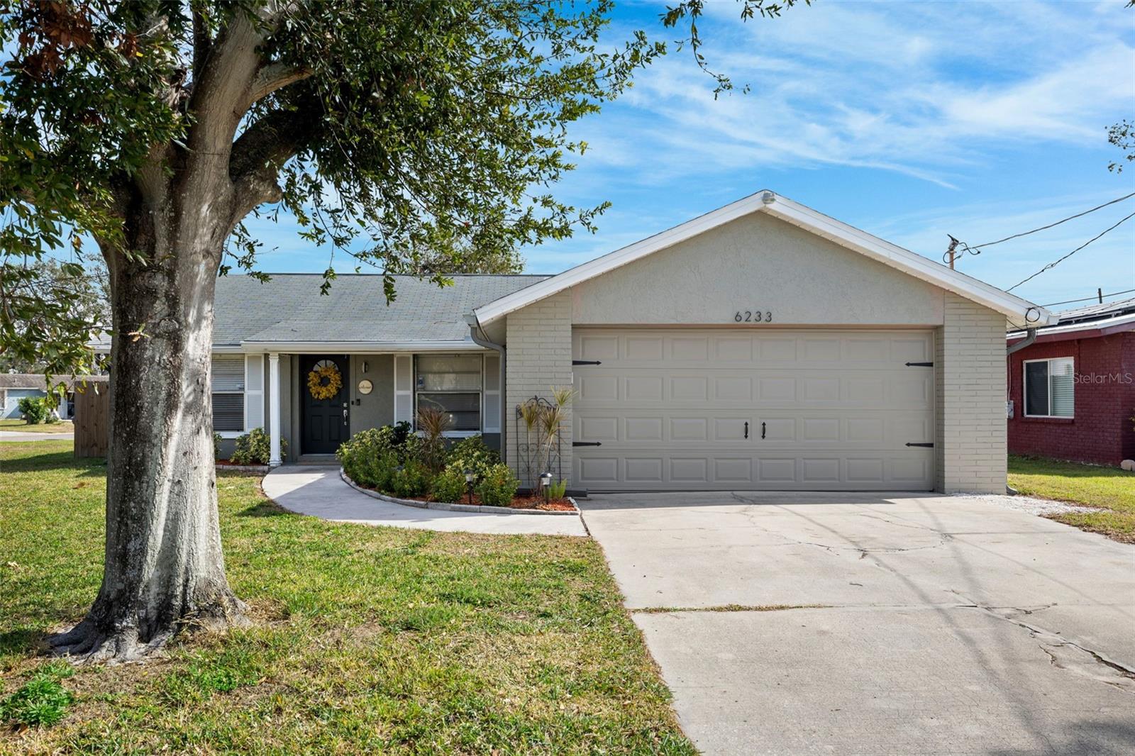 6233 FLORIDA CIR E, APOLLO BEACH, FL, 33572