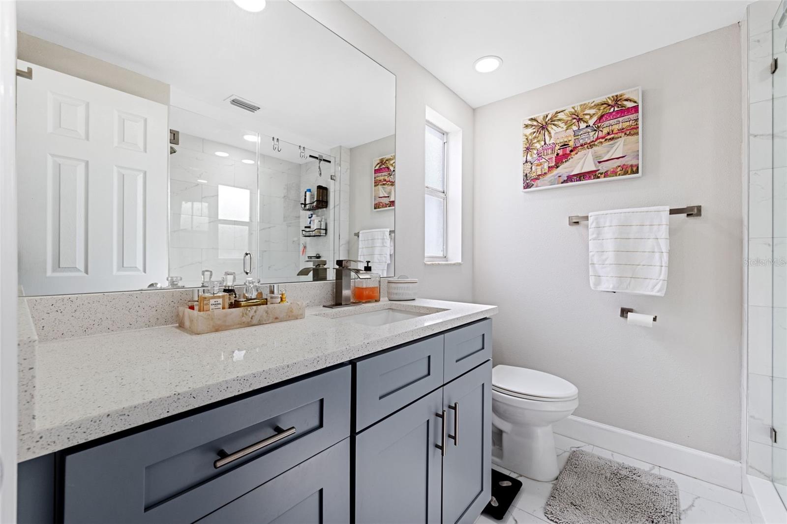 6233 FLORIDA CIR E, APOLLO BEACH, FL, 33572