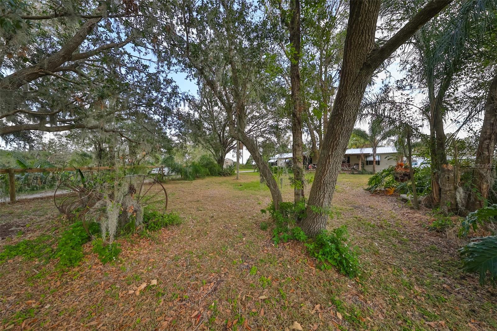 15624 CARLTON LAKE RD, WIMAUMA, FL, 33598