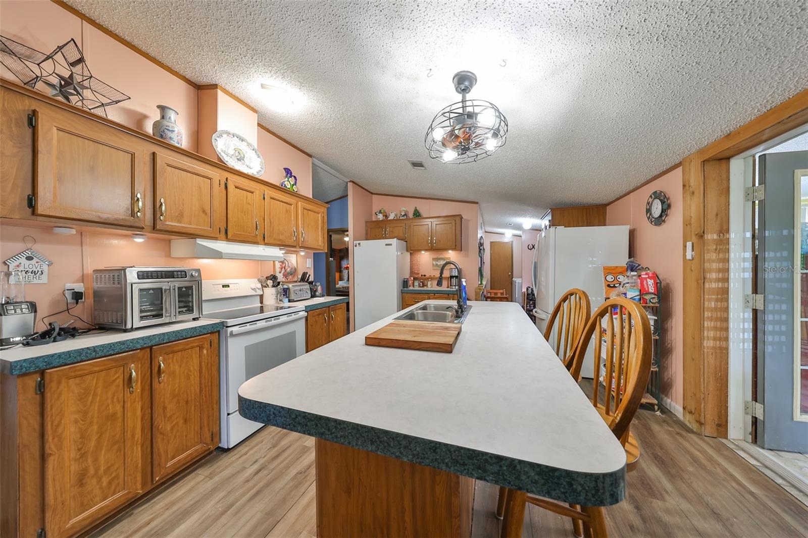 15624 CARLTON LAKE RD, WIMAUMA, FL, 33598