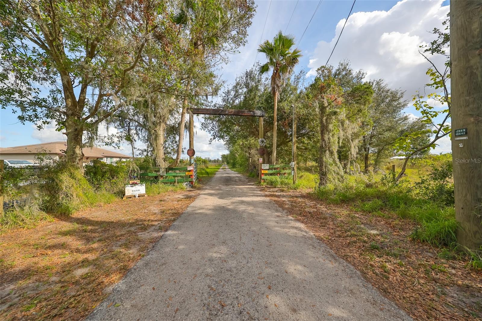 15624 CARLTON LAKE RD, WIMAUMA, FL, 33598