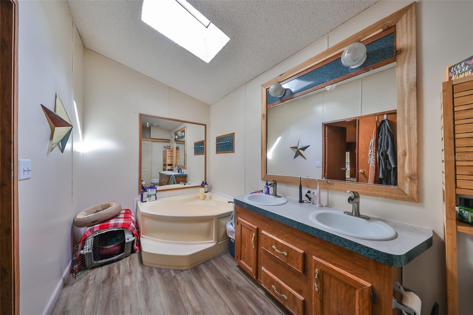 15624 CARLTON LAKE RD, WIMAUMA, FL, 33598