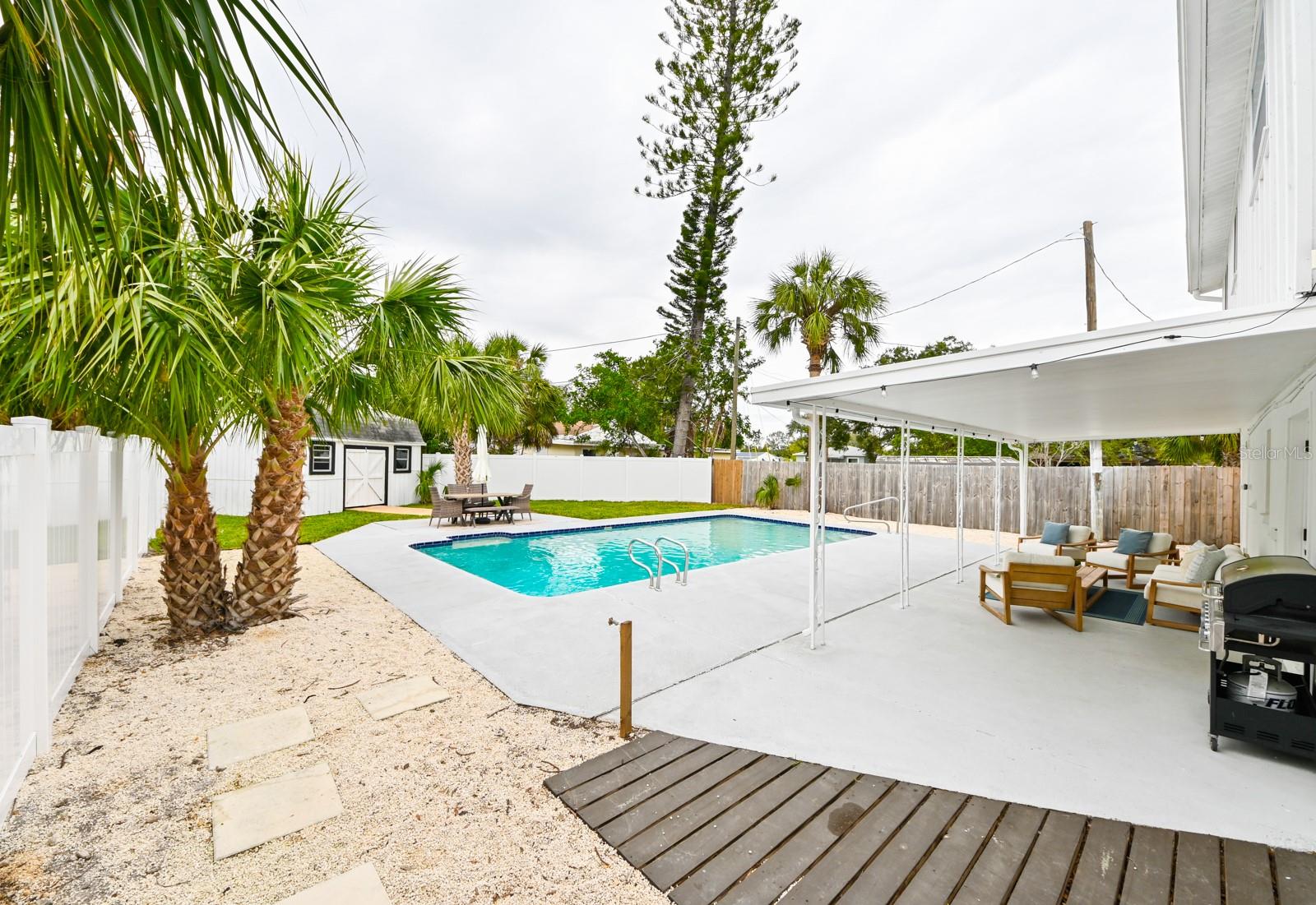 5816 WOODROW WILSON BLVD NE, ST PETERSBURG, FL, 33703