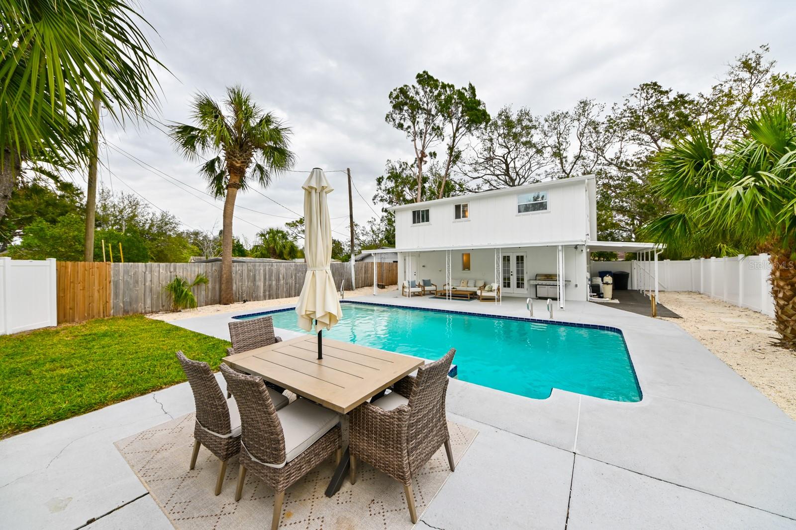 5816 WOODROW WILSON BLVD NE, ST PETERSBURG, FL, 33703