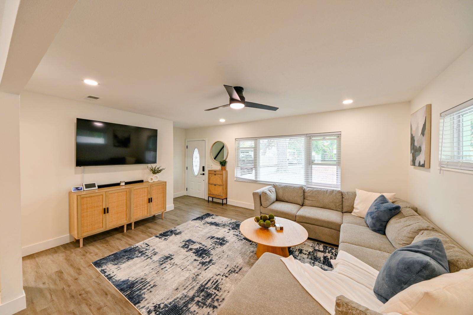 5816 WOODROW WILSON BLVD NE, ST PETERSBURG, FL, 33703