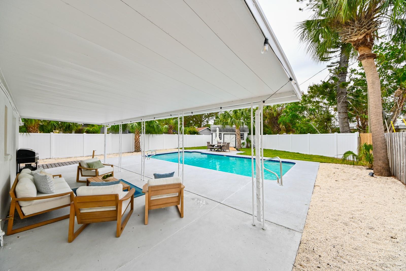 5816 WOODROW WILSON BLVD NE, ST PETERSBURG, FL, 33703