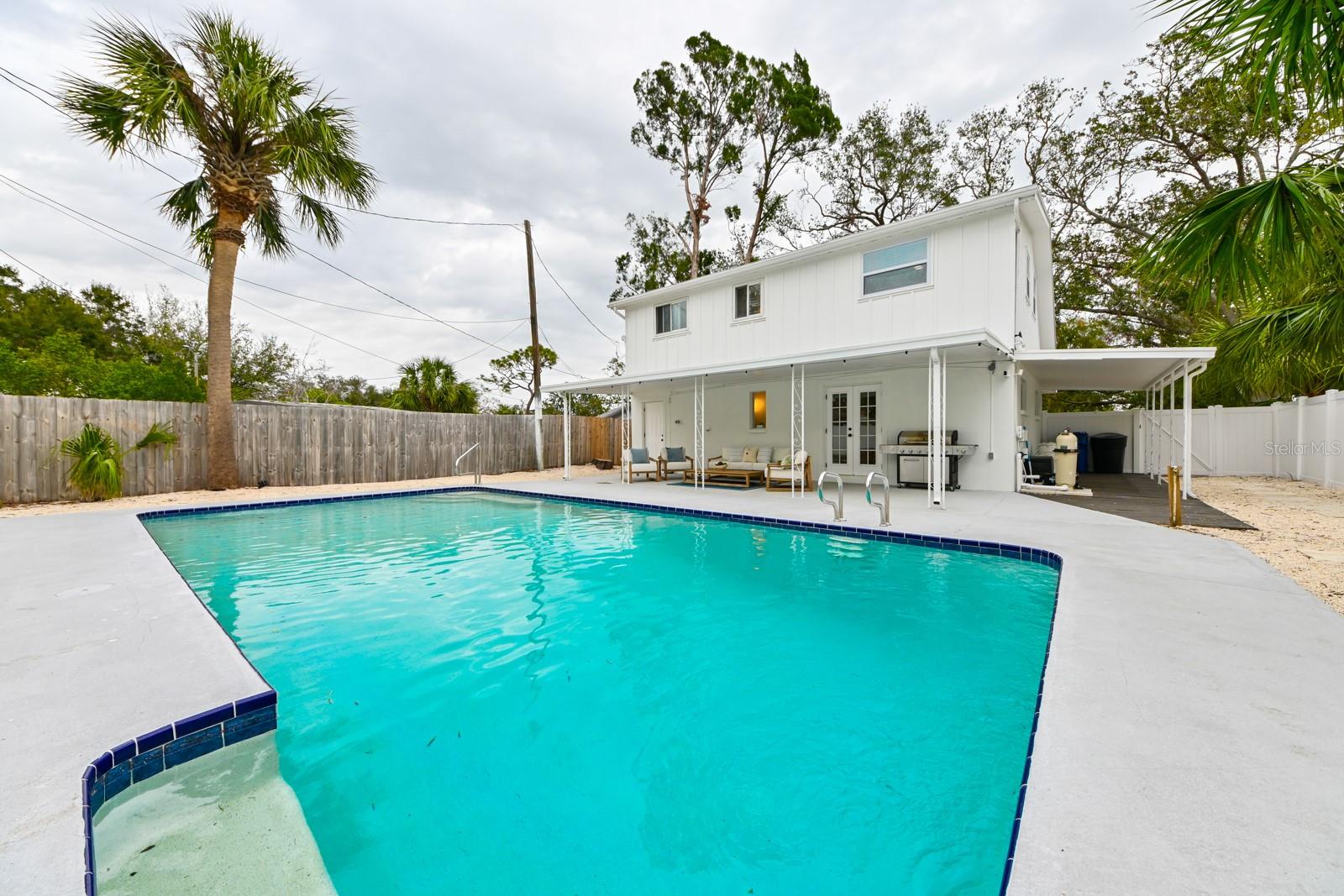 5816 WOODROW WILSON BLVD NE, ST PETERSBURG, FL, 33703
