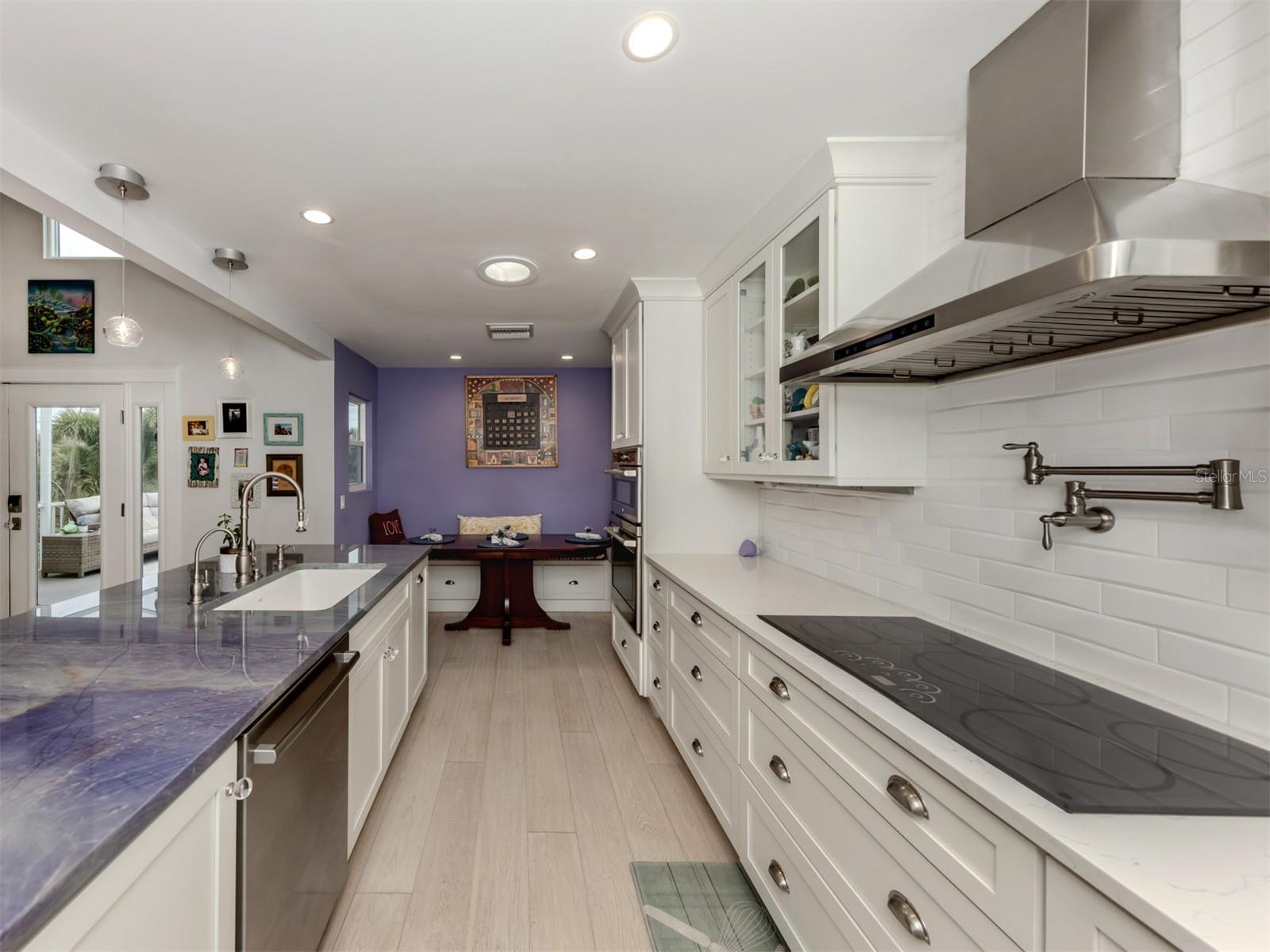 176 EMERSON DR, SARASOTA, FL, 34236