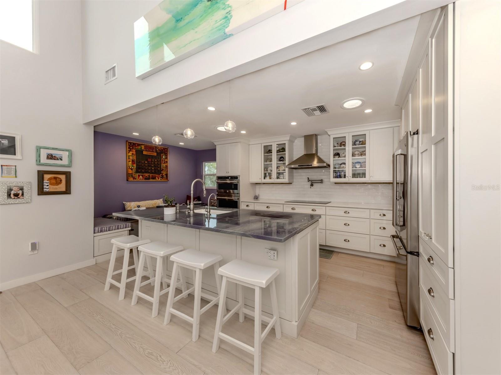 176 EMERSON DR, SARASOTA, FL, 34236