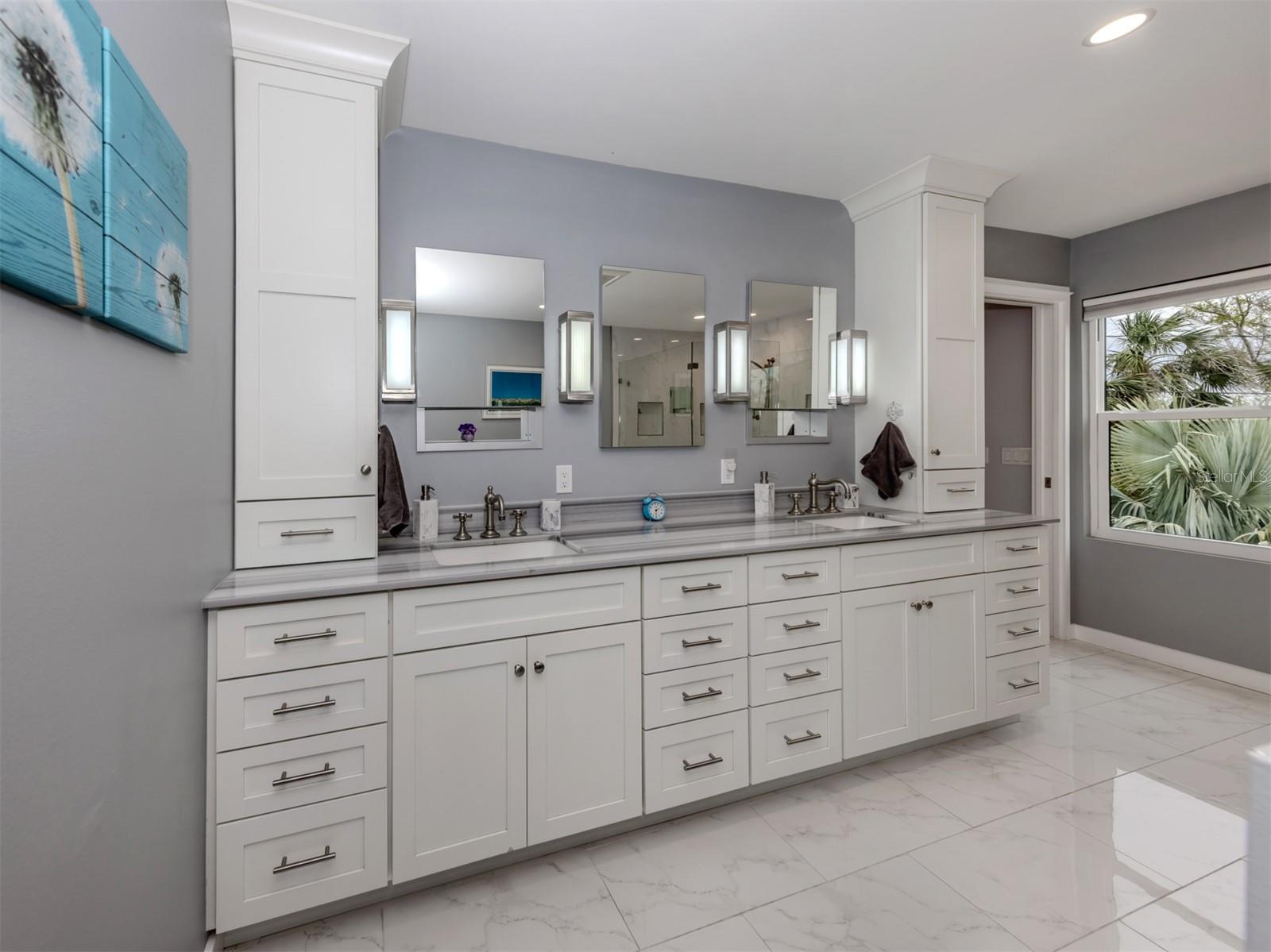 176 EMERSON DR, SARASOTA, FL, 34236