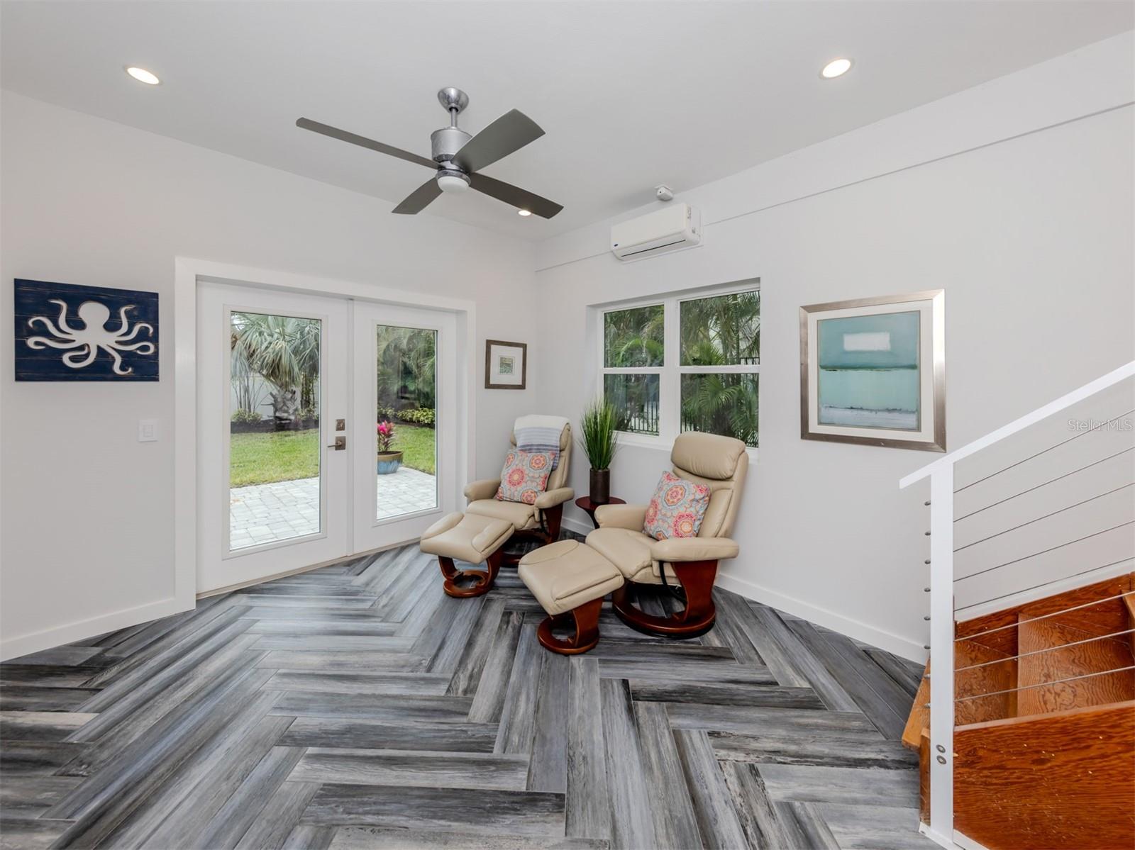 176 EMERSON DR, SARASOTA, FL, 34236