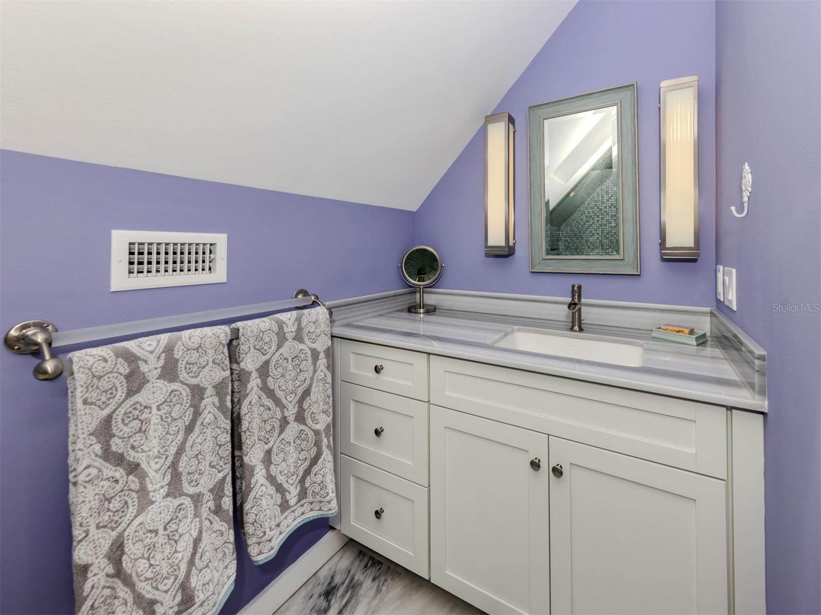 176 EMERSON DR, SARASOTA, FL, 34236
