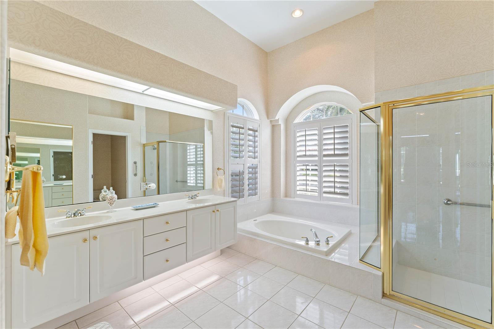 9144 HIGHLAND RIDGE WAY, TAMPA, FL, 33647