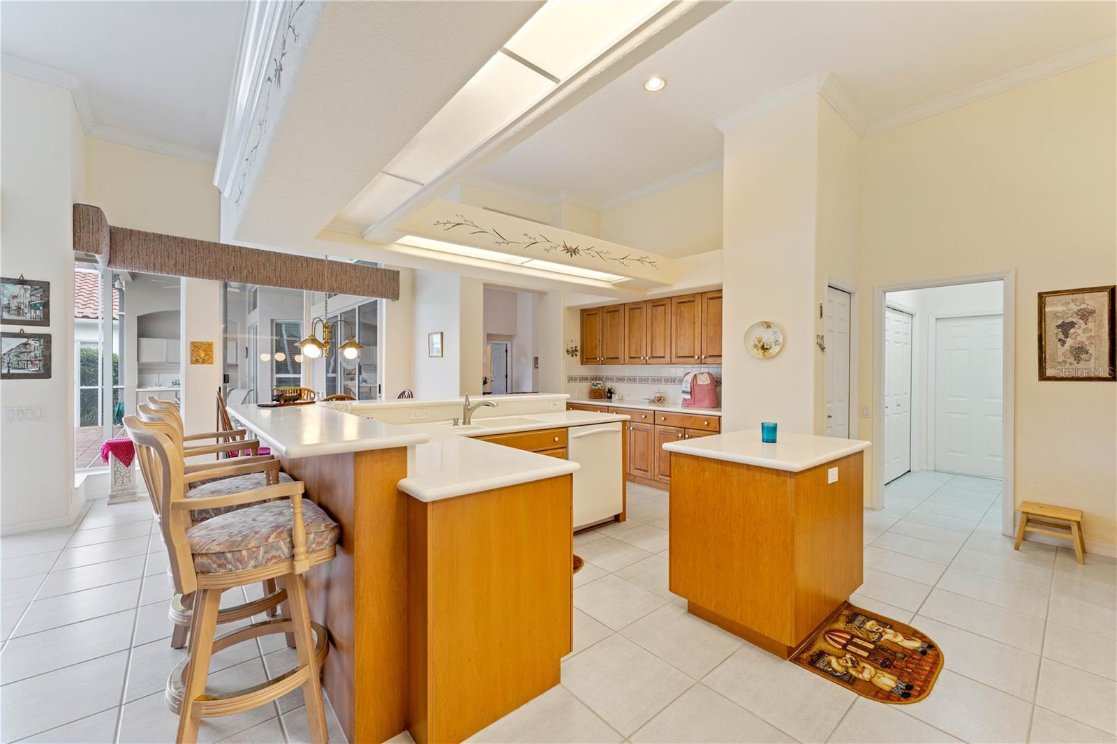9144 HIGHLAND RIDGE WAY, TAMPA, FL, 33647