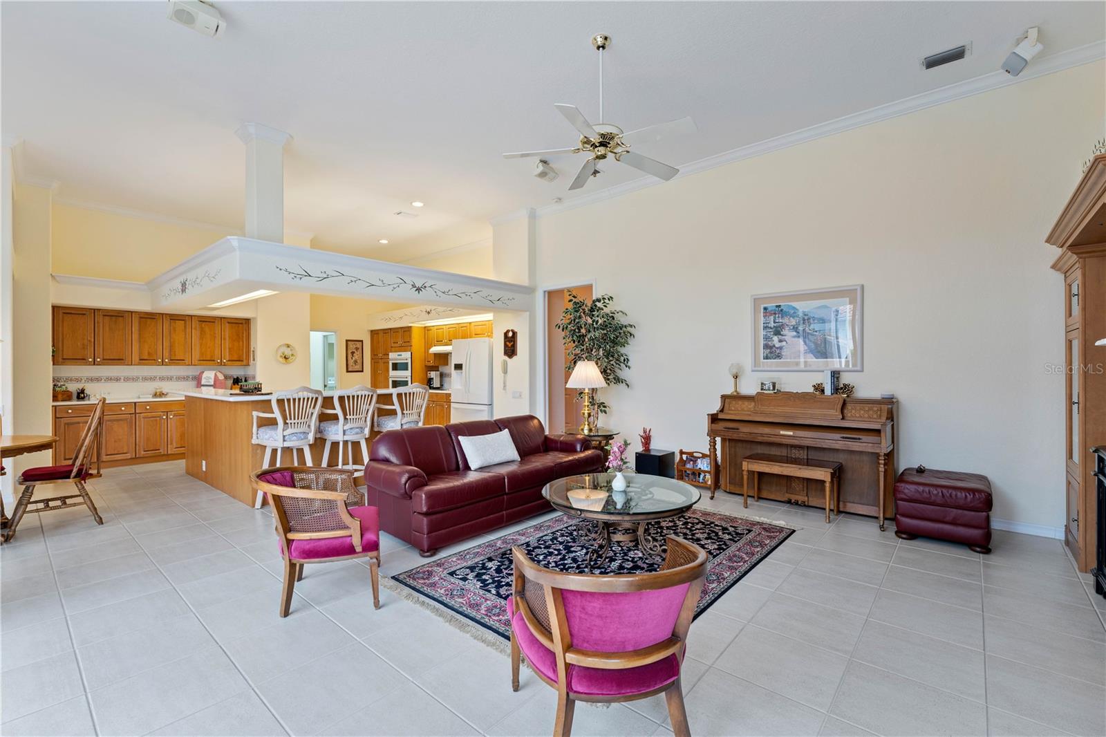 9144 HIGHLAND RIDGE WAY, TAMPA, FL, 33647
