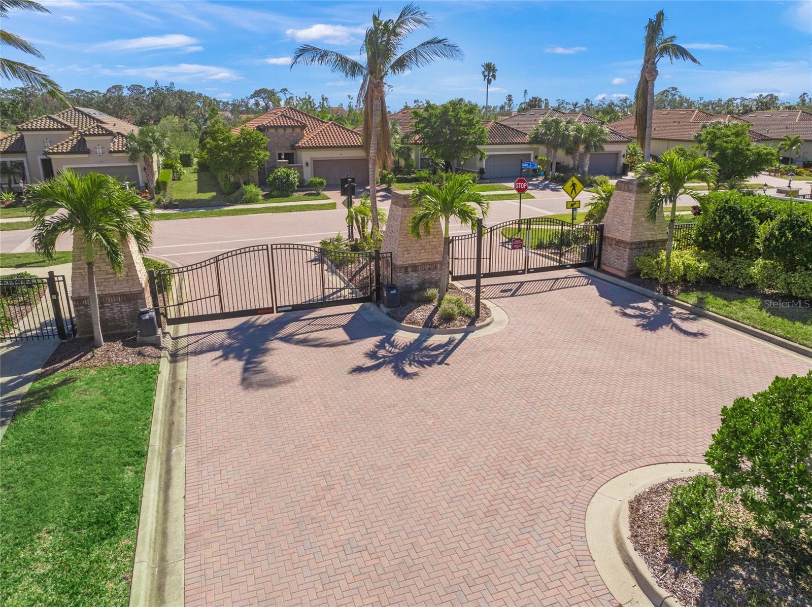 3904 WAYPOINT AVE, OSPREY, FL, 34229