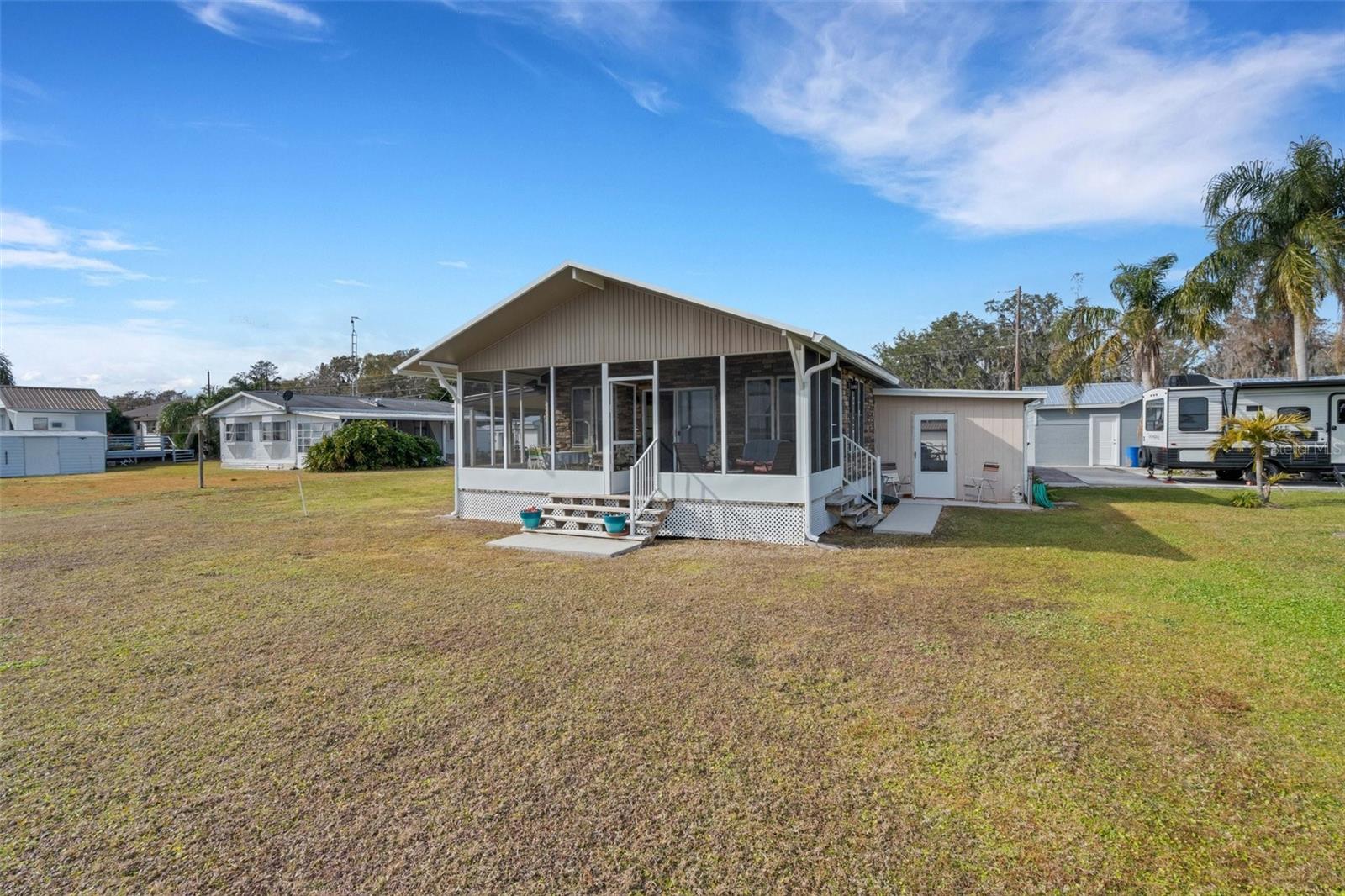 3330 LAKEVIEW DR, HAINES CITY, FL, 33844