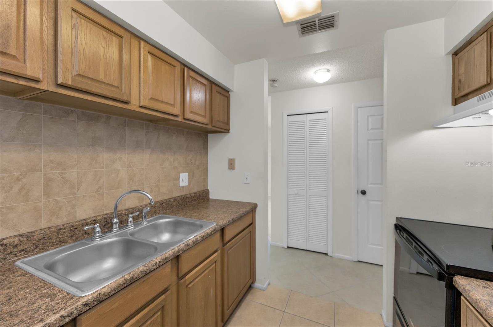3455 COUNTRYSIDE BLVD #34, CLEARWATER, FL, 33761