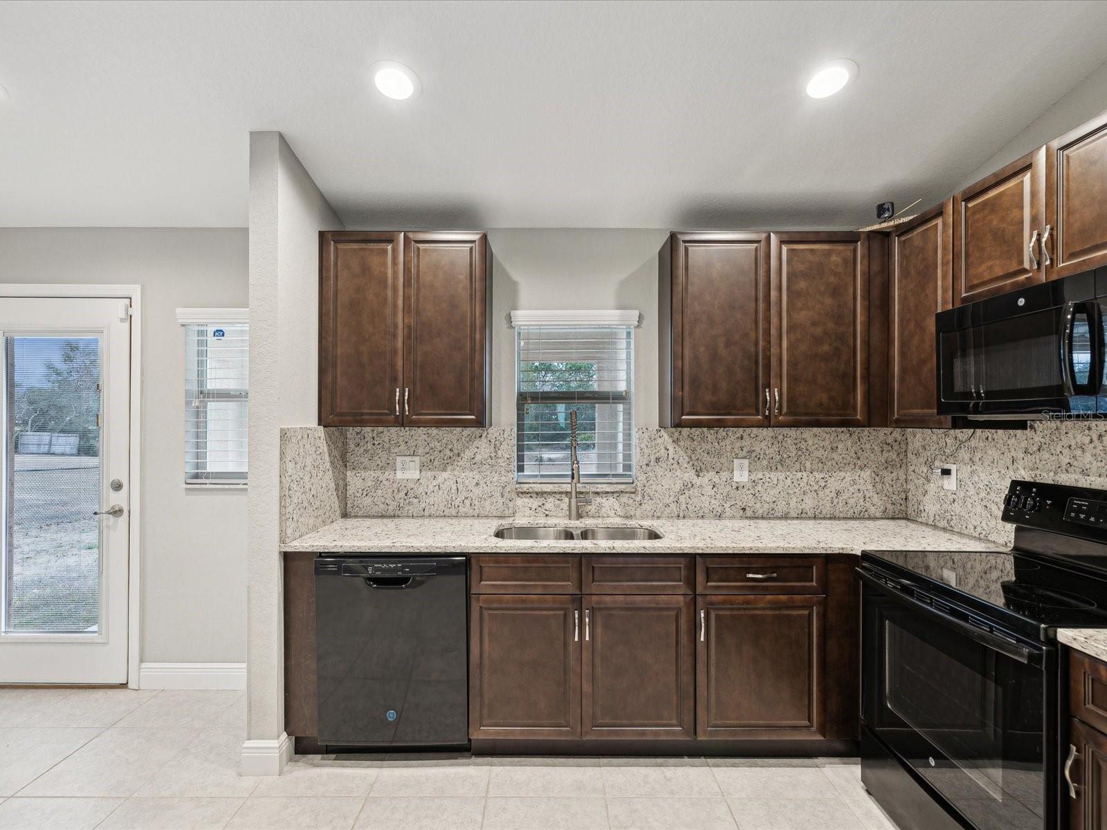 11314 HUMBER RD, WEEKI WACHEE, FL, 34614