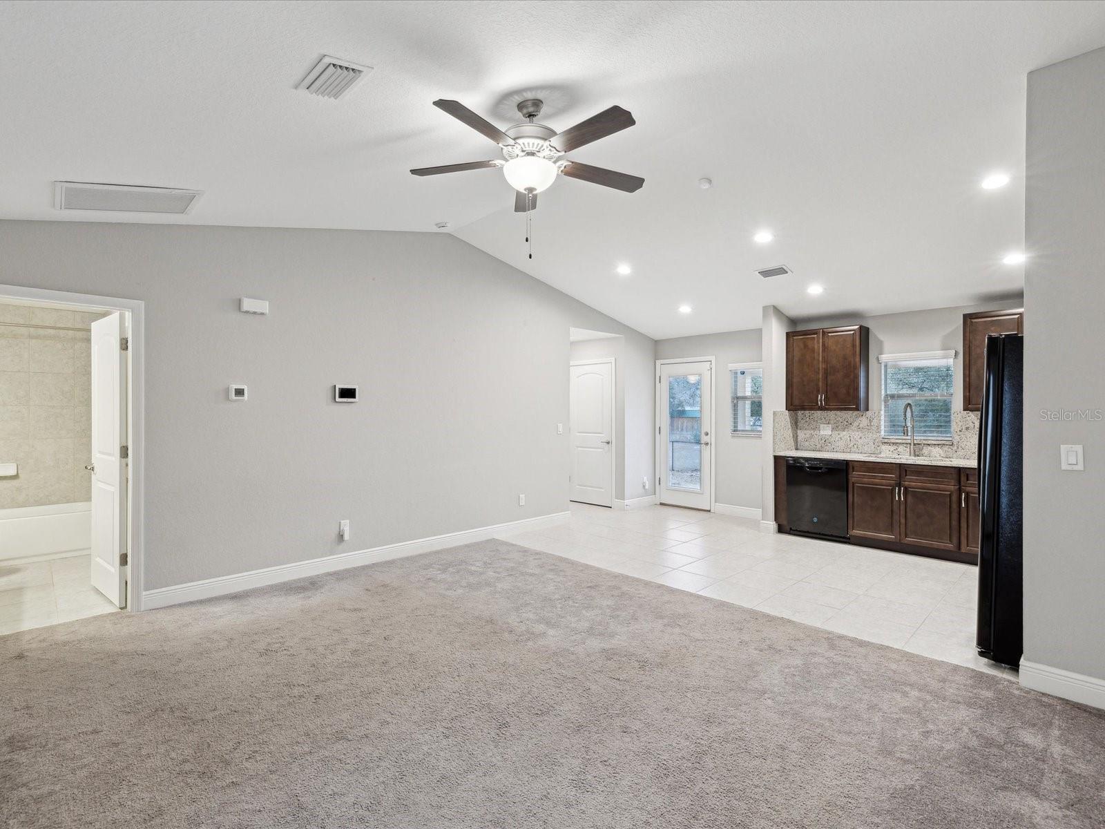 11314 HUMBER RD, WEEKI WACHEE, FL, 34614