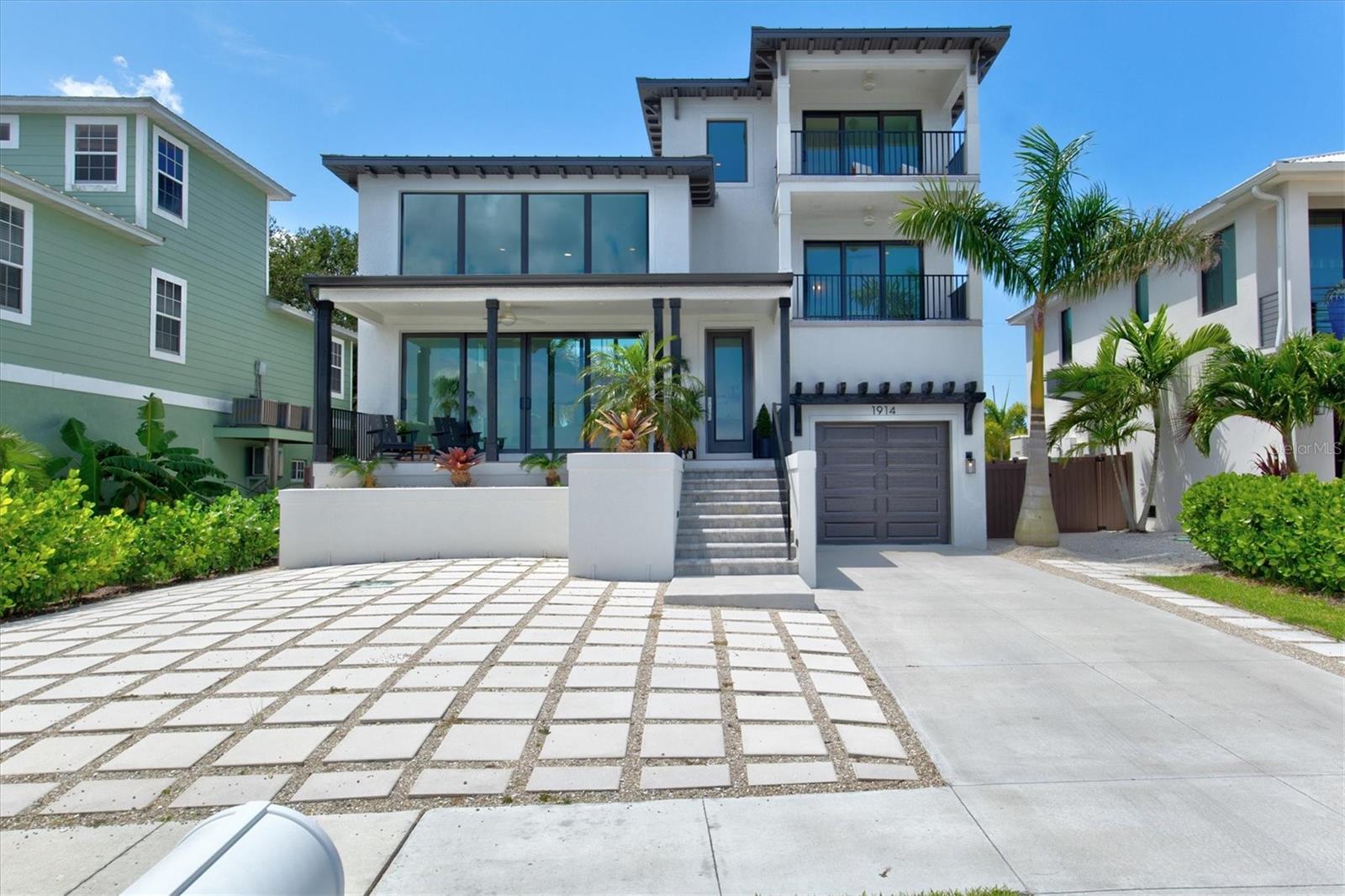 1914 RIVERSIDE DR E, BRADENTON, FL, 34208