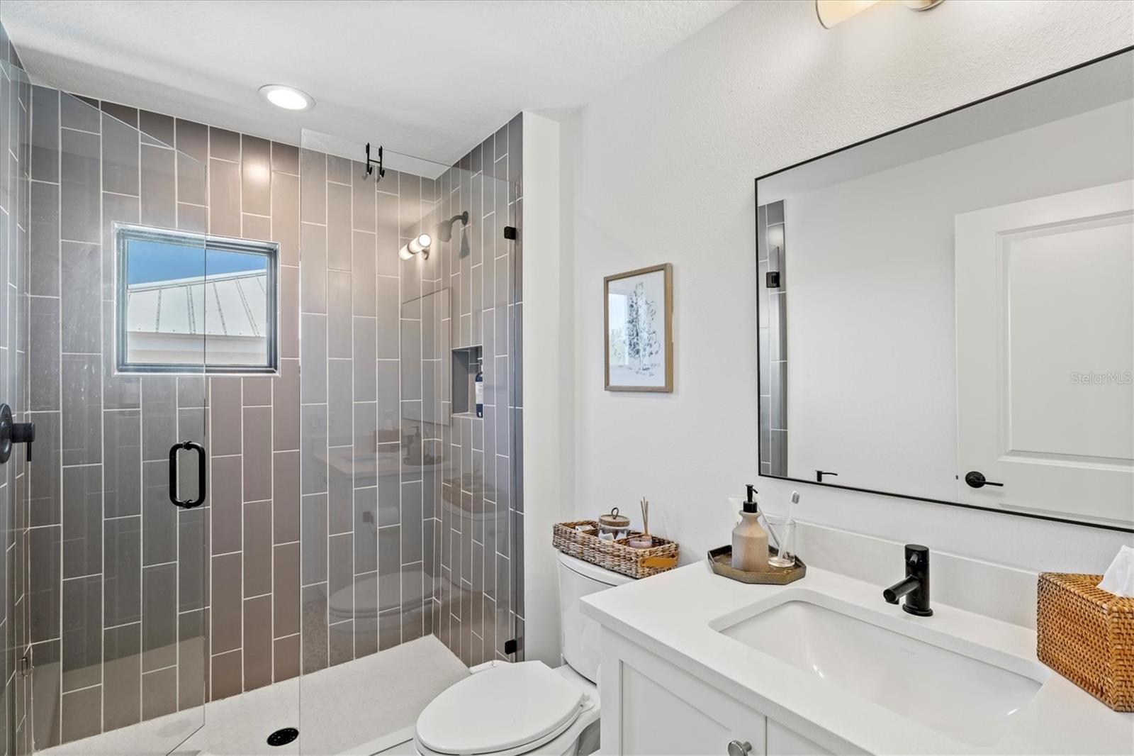 1914 RIVERSIDE DR E, BRADENTON, FL, 34208