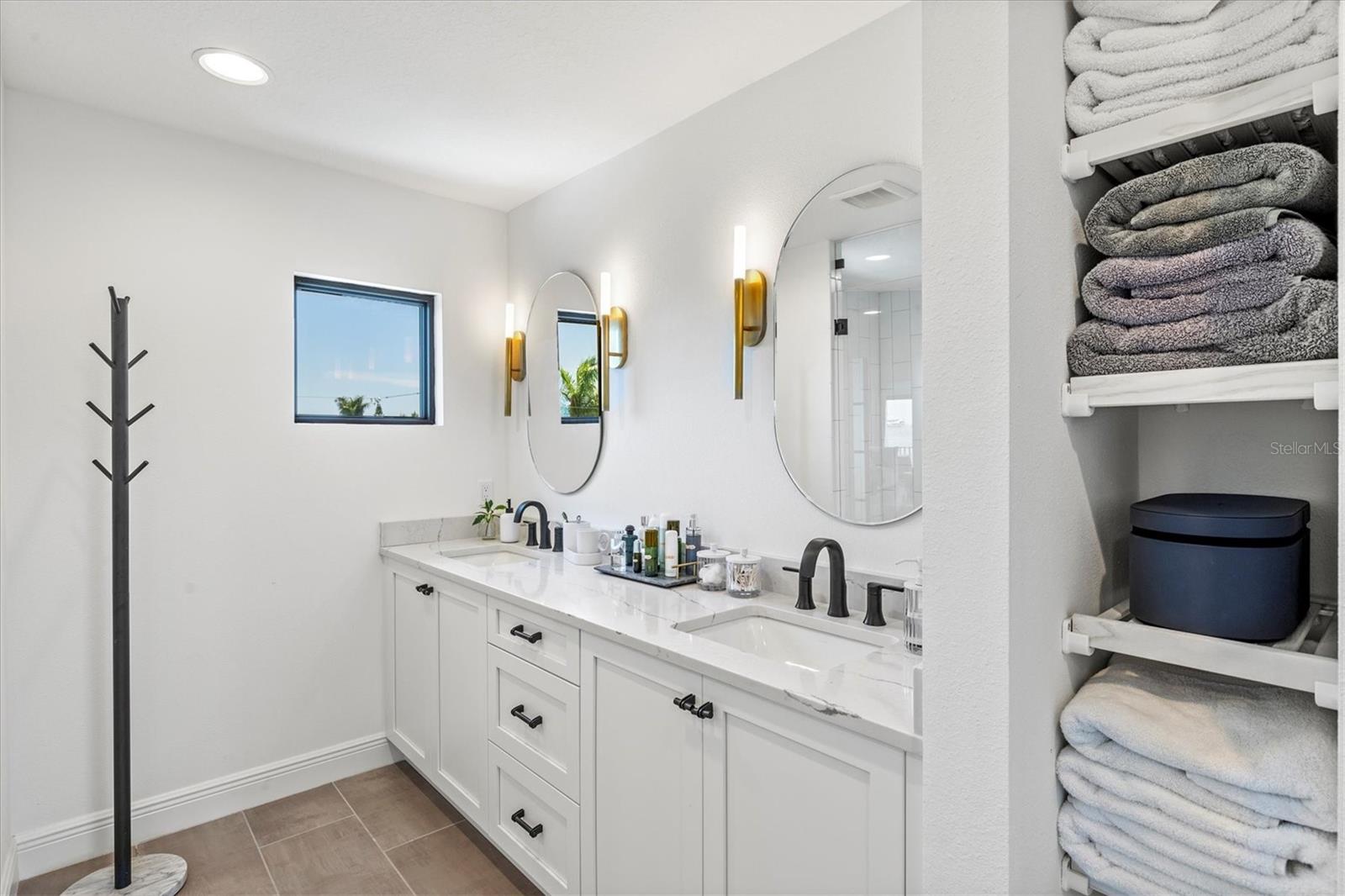 1914 RIVERSIDE DR E, BRADENTON, FL, 34208