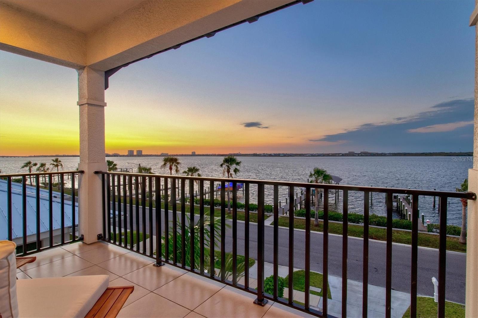 1914 RIVERSIDE DR E, BRADENTON, FL, 34208