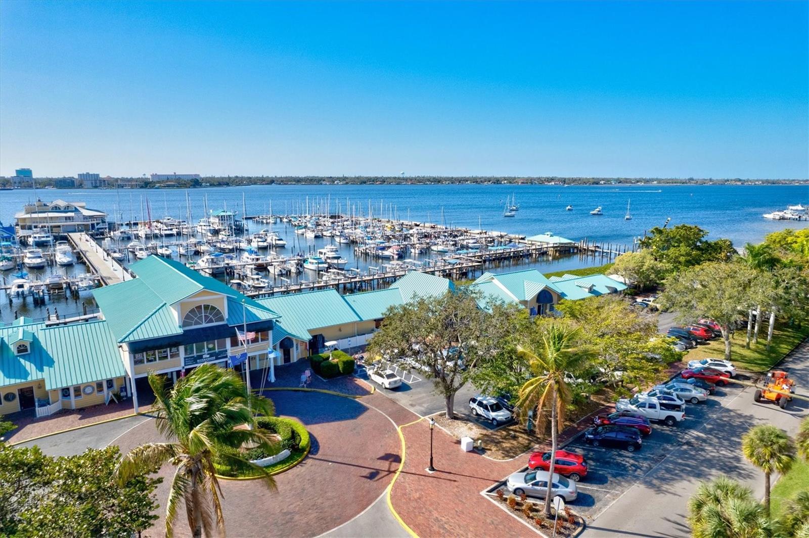 1914 RIVERSIDE DR E, BRADENTON, FL, 34208