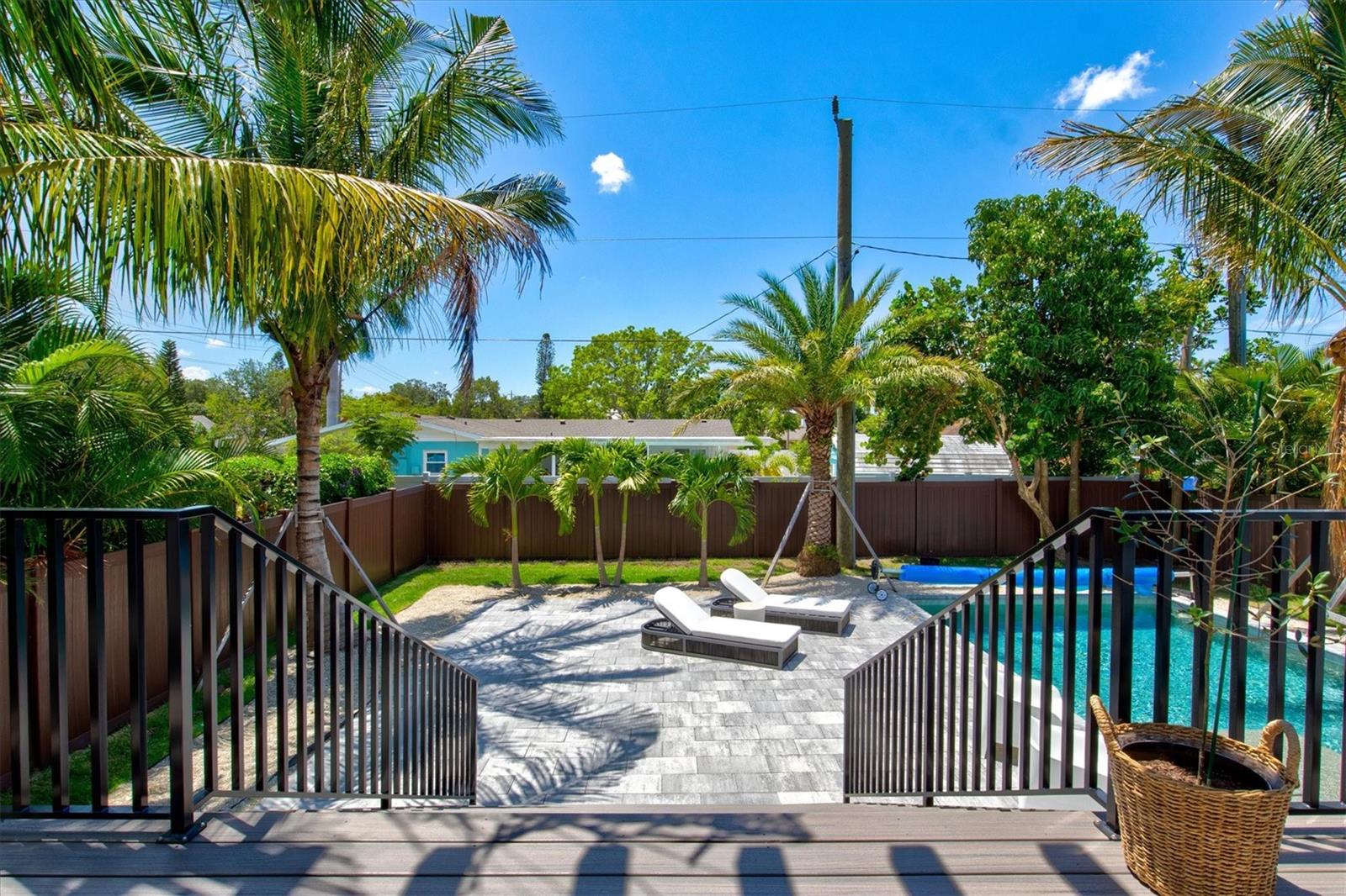 1914 RIVERSIDE DR E, BRADENTON, FL, 34208