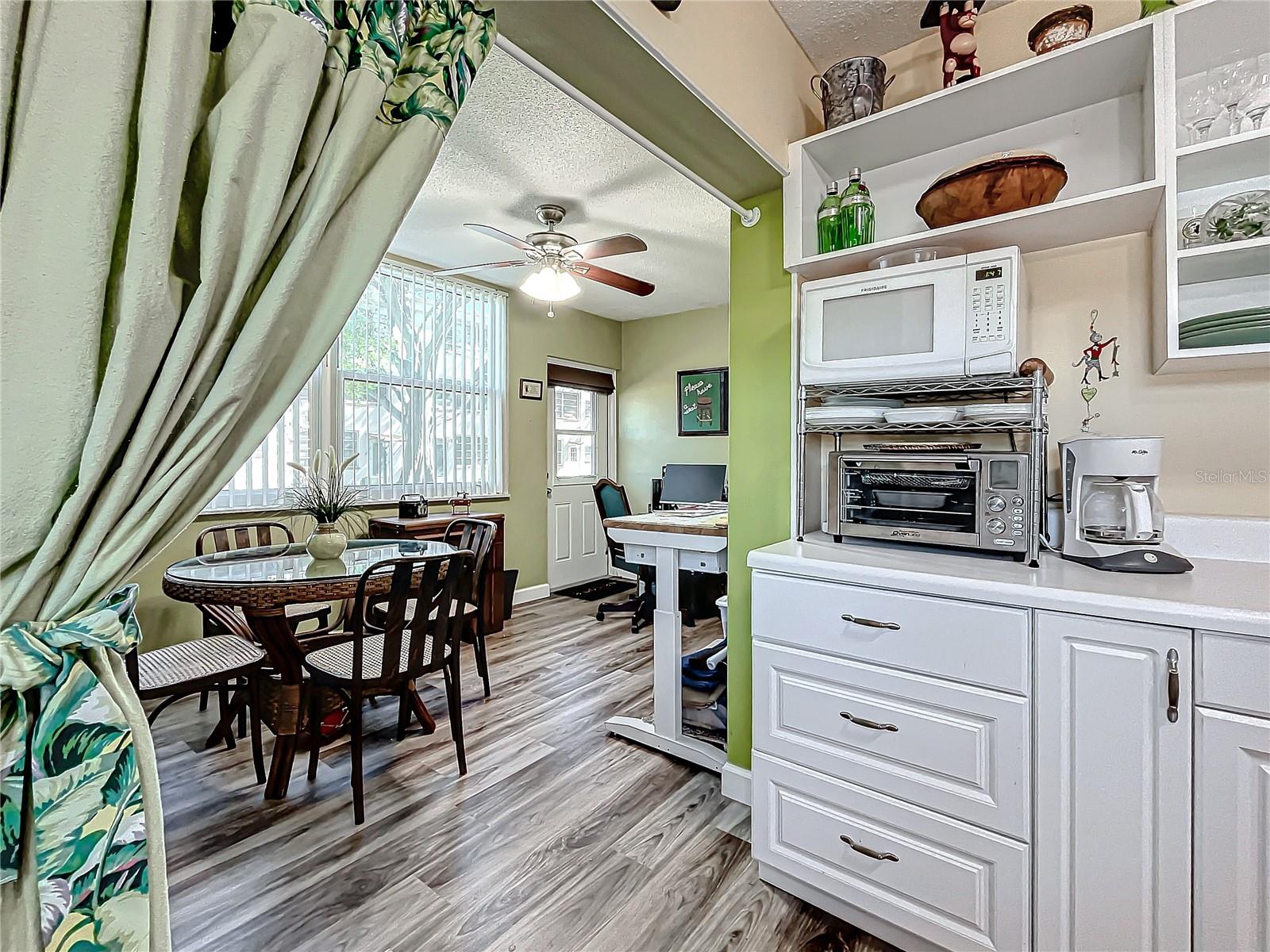 5890 38TH AVE N #101, ST PETERSBURG, FL, 33710