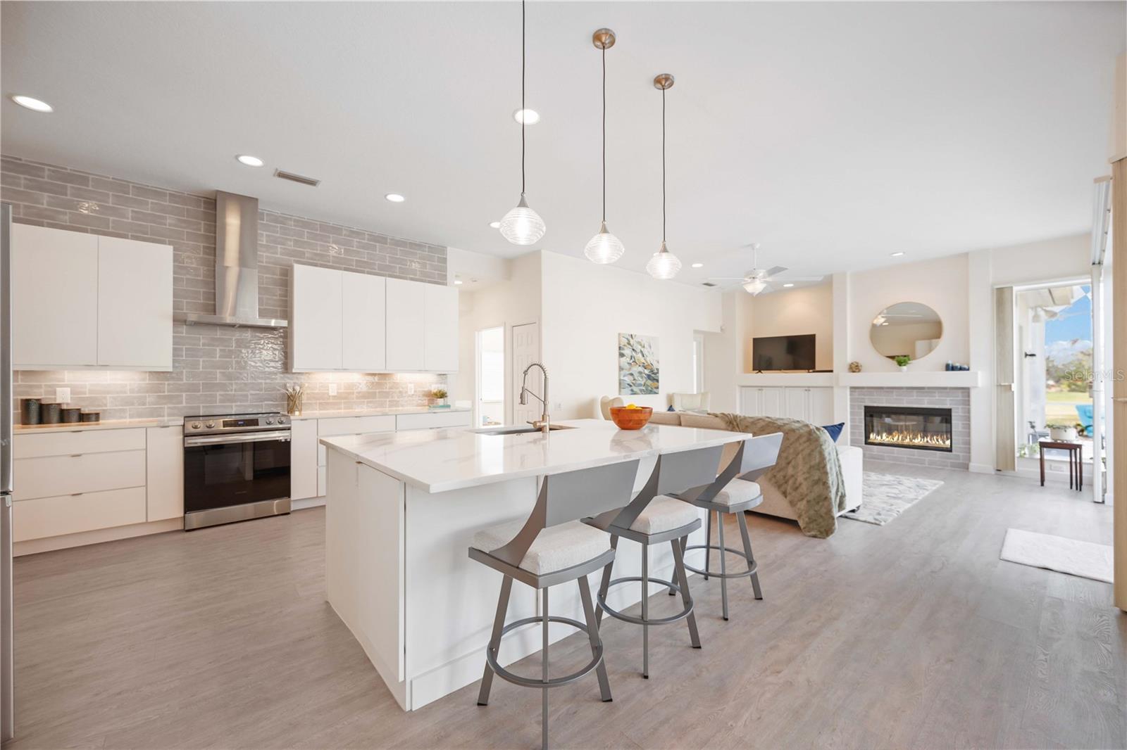 6702 PINEHURST PL, BRADENTON, FL, 34202