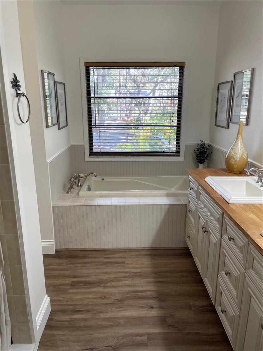 7408 OAK RUN LN, SARASOTA, FL, 34243