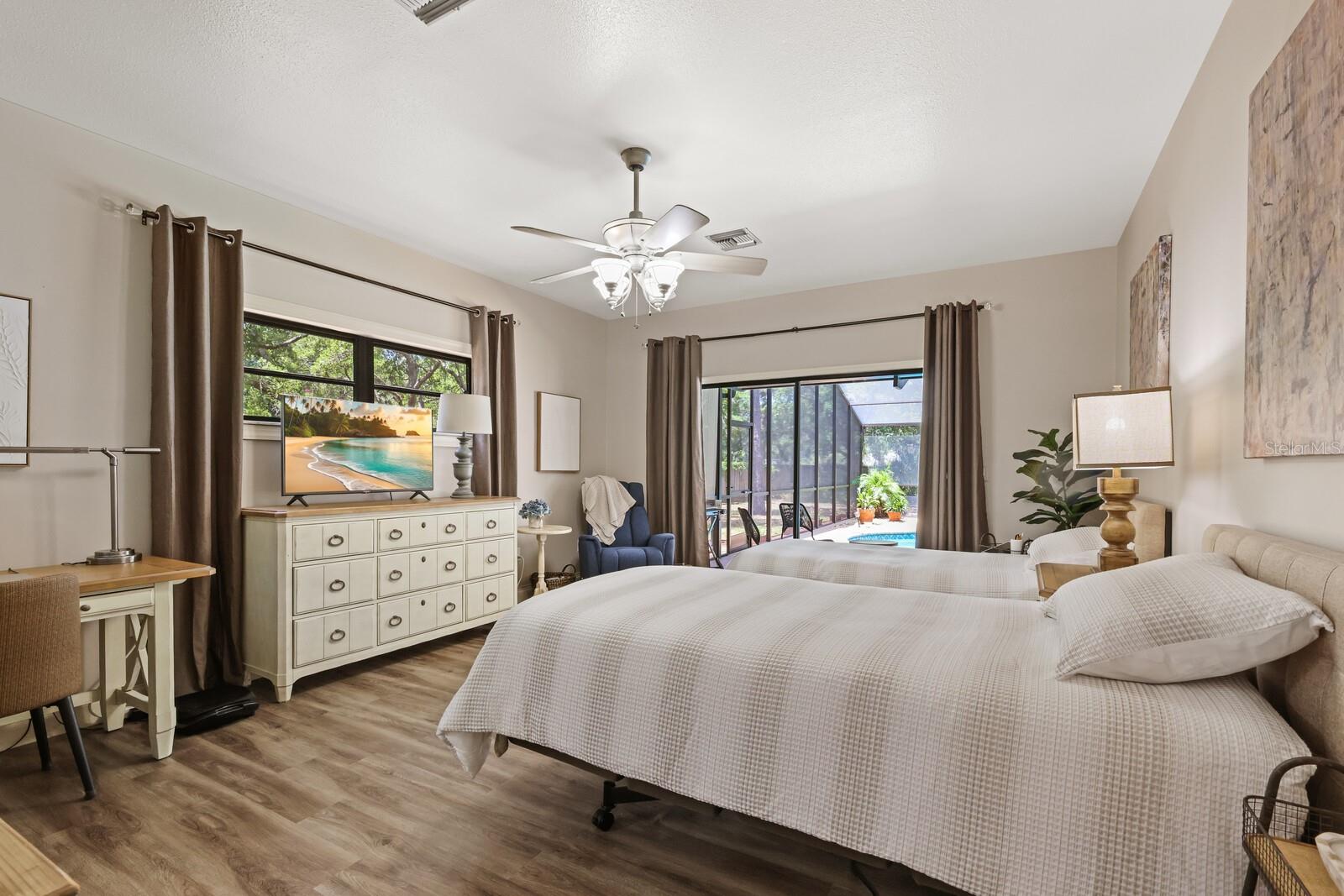 7408 OAK RUN LN, SARASOTA, FL, 34243