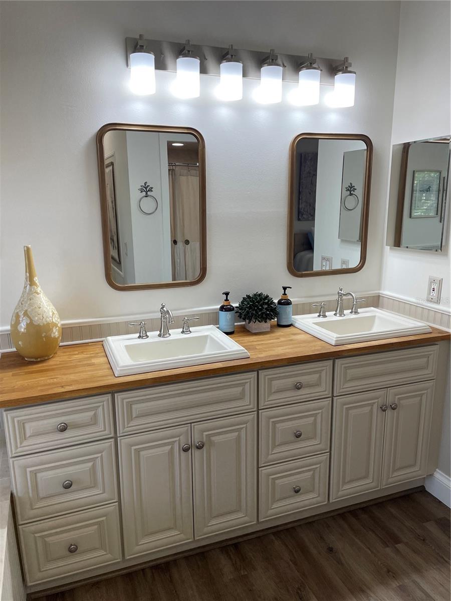 7408 OAK RUN LN, SARASOTA, FL, 34243
