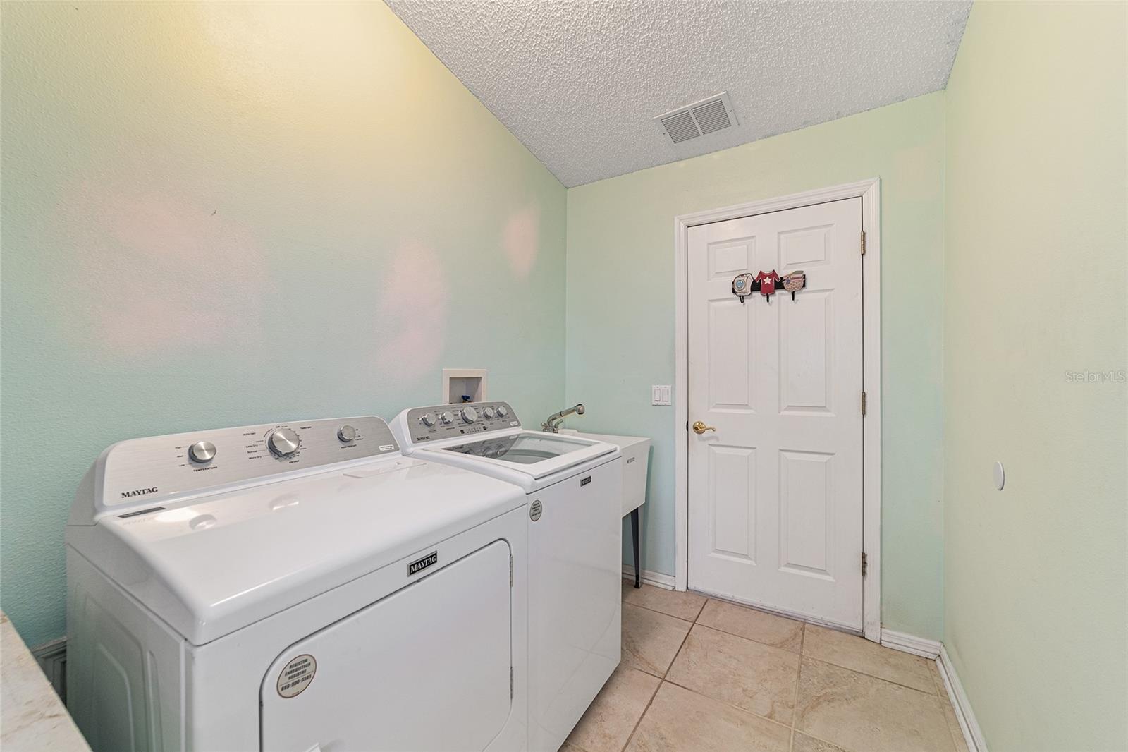 3200 WOODRIDGE DR, THE VILLAGES, FL, 32162