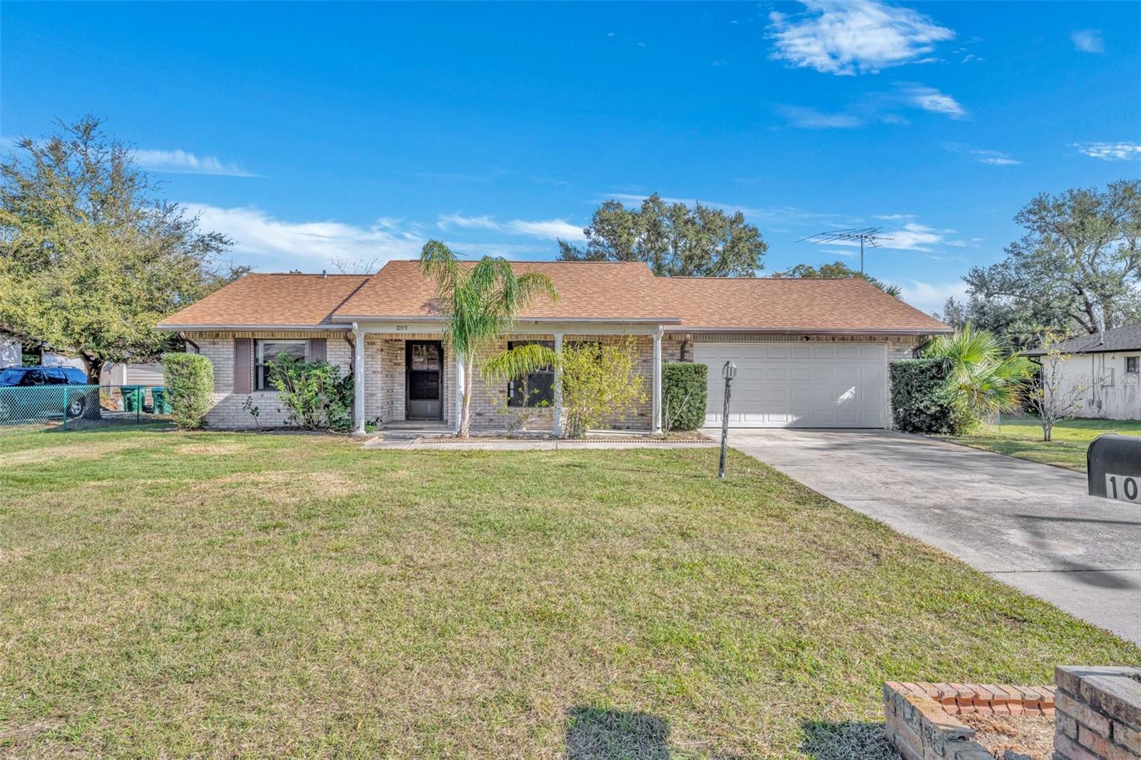 1099 W EMBASSY DR, DELTONA, FL, 32725