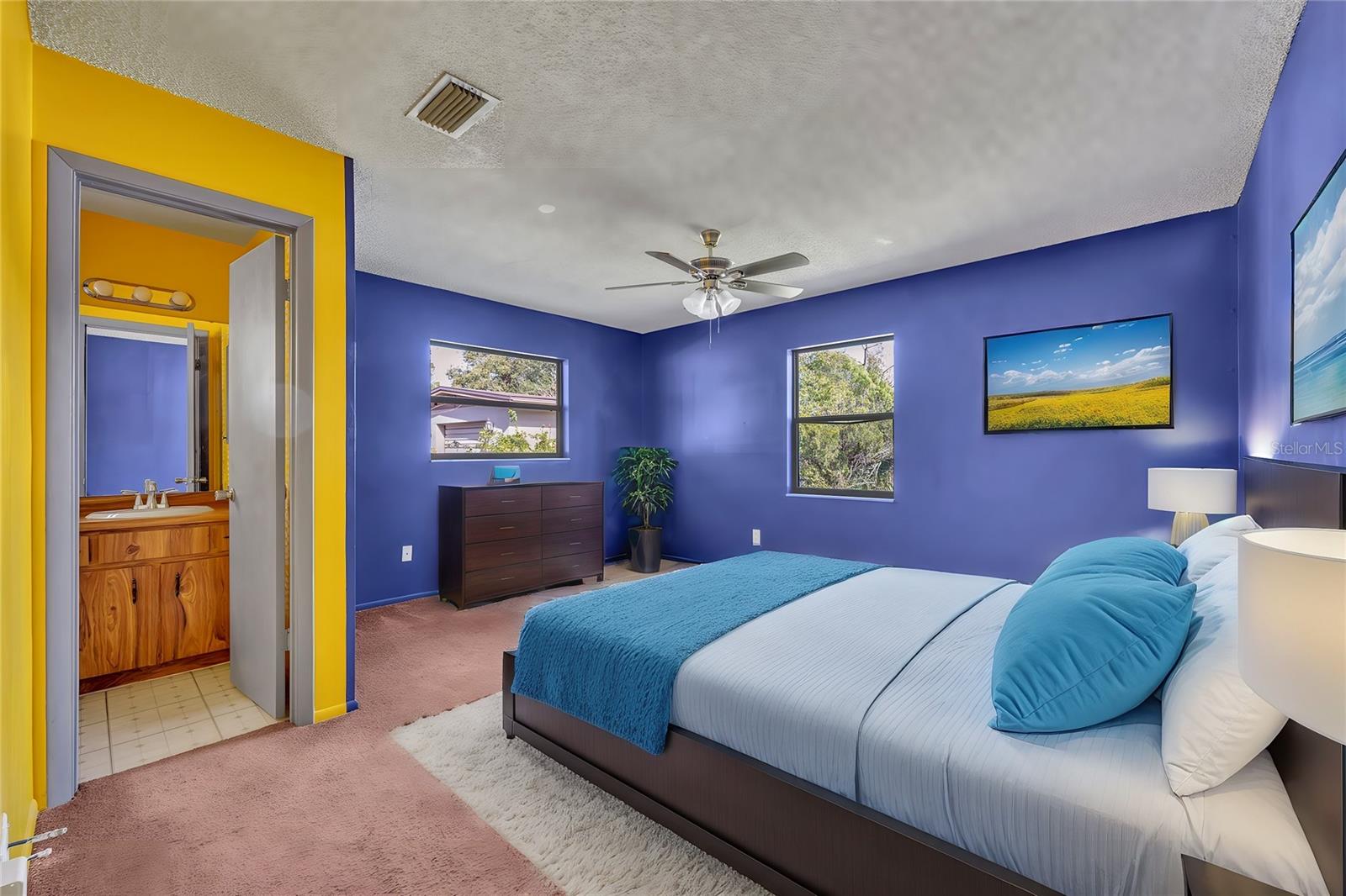 1099 W EMBASSY DR, DELTONA, FL, 32725