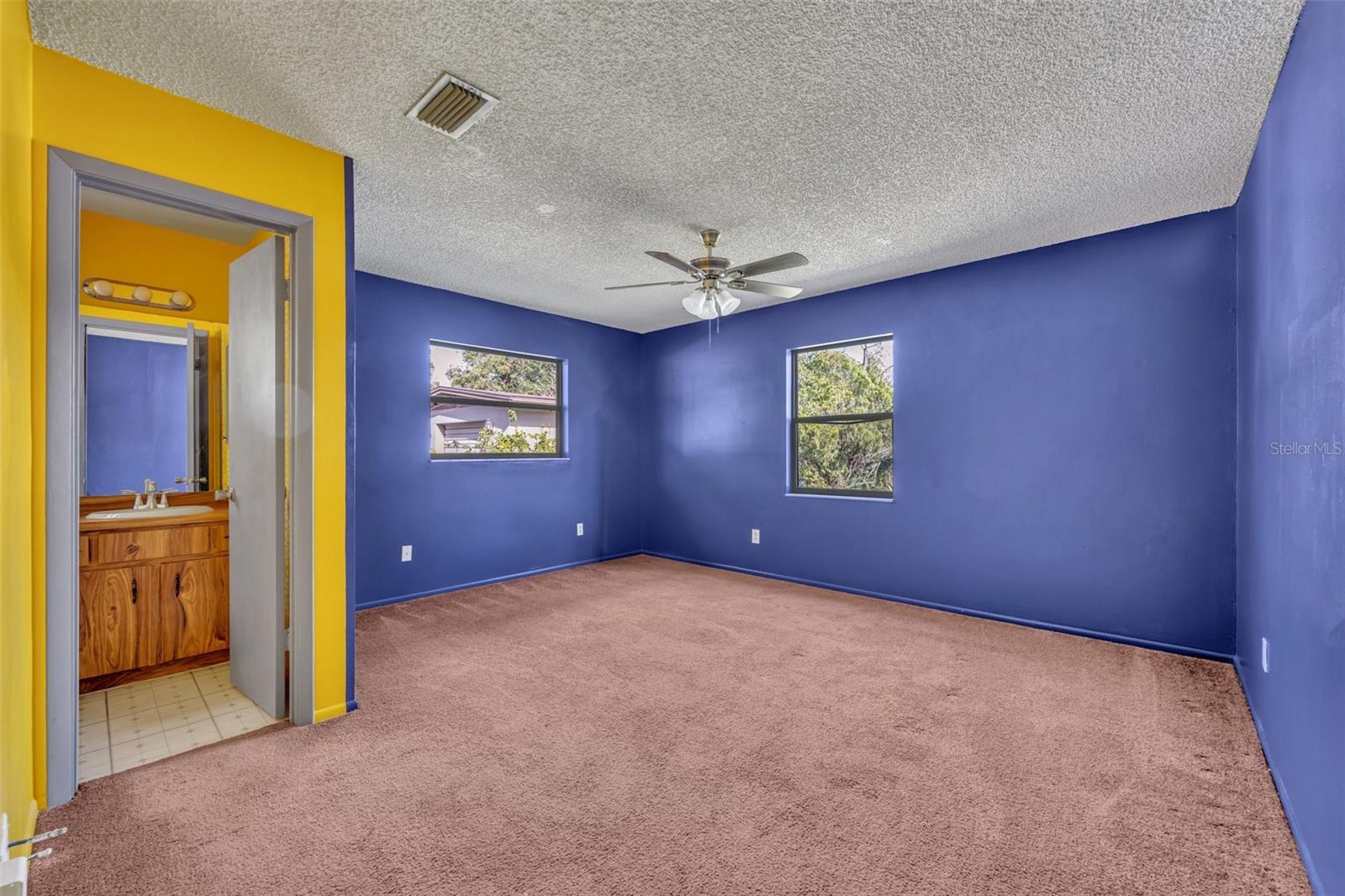 1099 W EMBASSY DR, DELTONA, FL, 32725