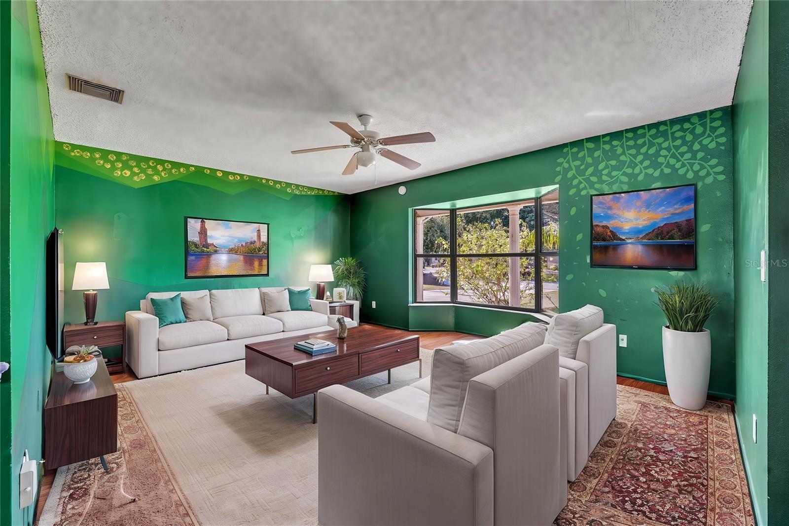 1099 W EMBASSY DR, DELTONA, FL, 32725