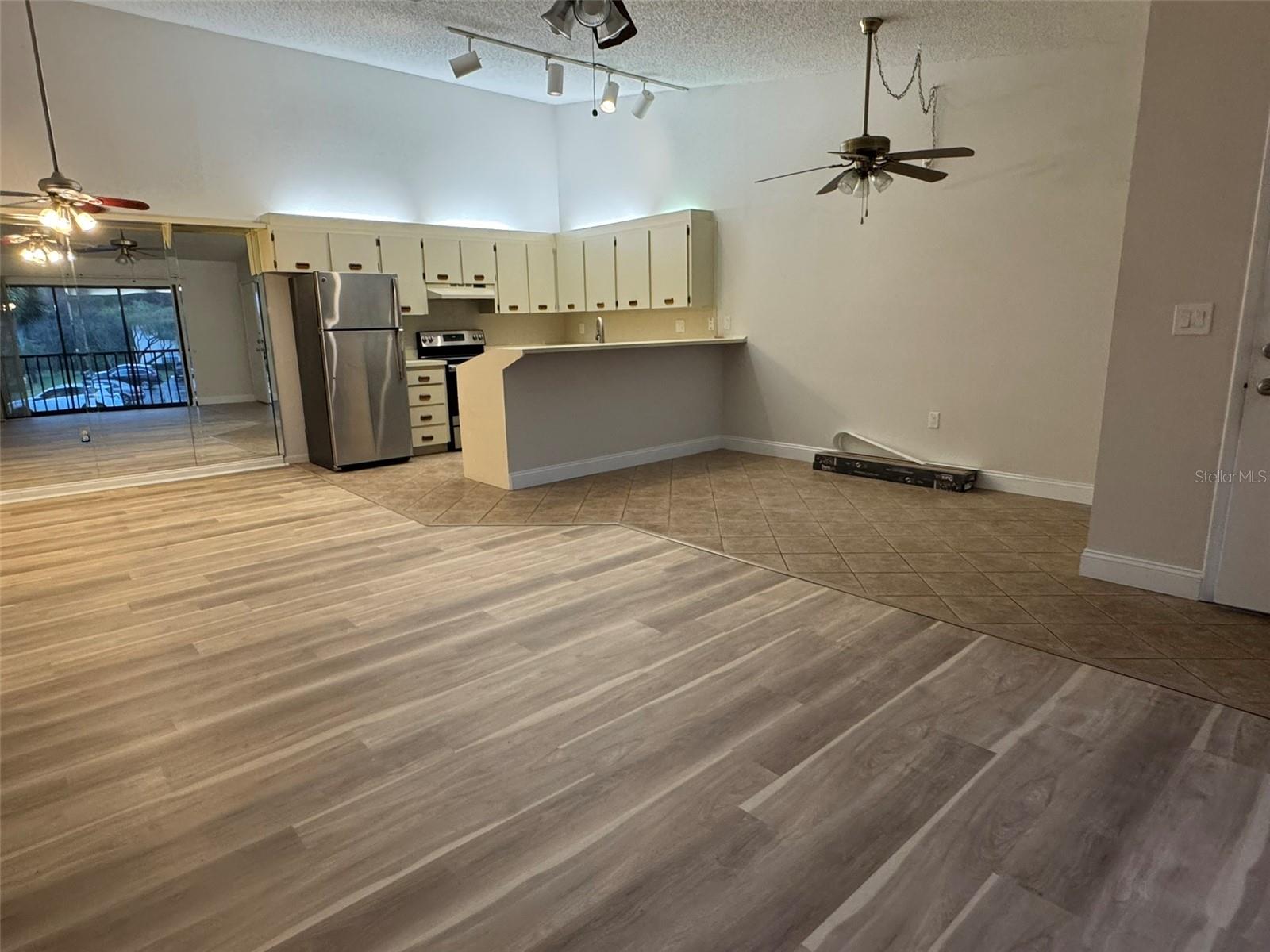 3345 CRYSTAL CT E #E, PALM HARBOR, FL, 34685