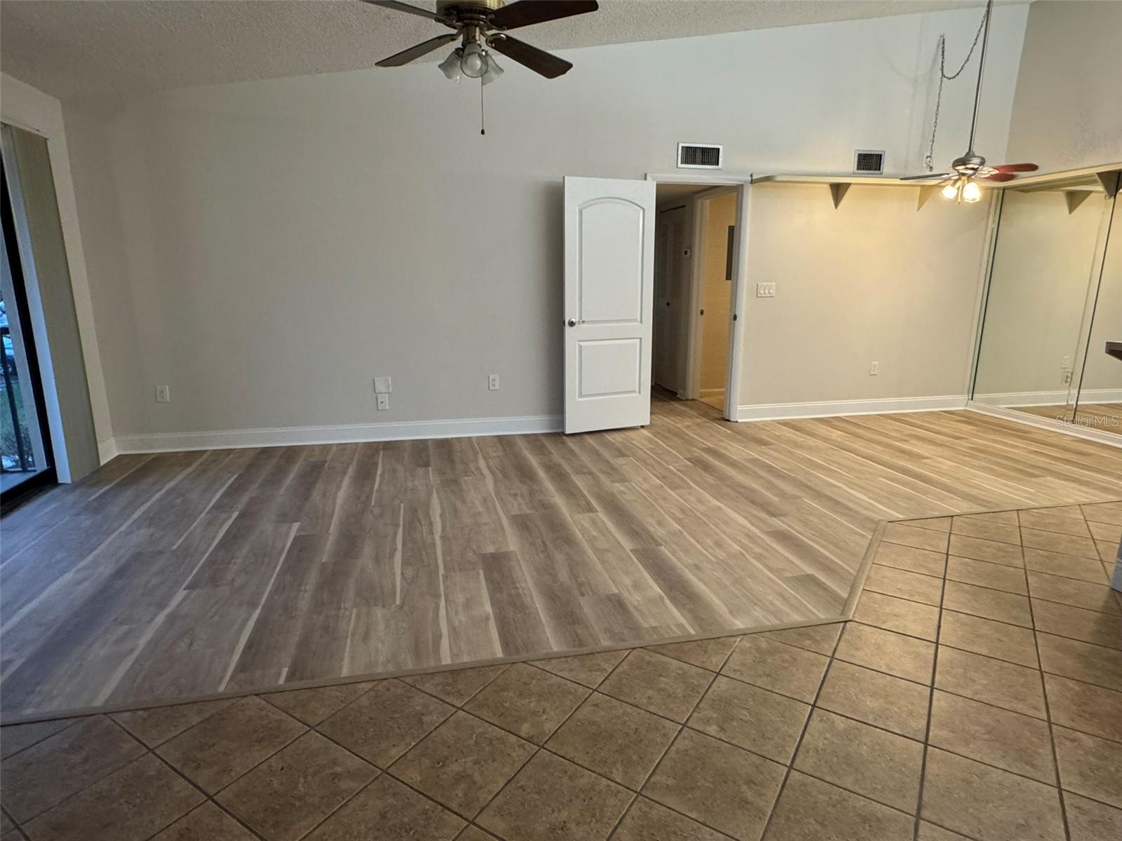 3345 CRYSTAL CT E #E, PALM HARBOR, FL, 34685
