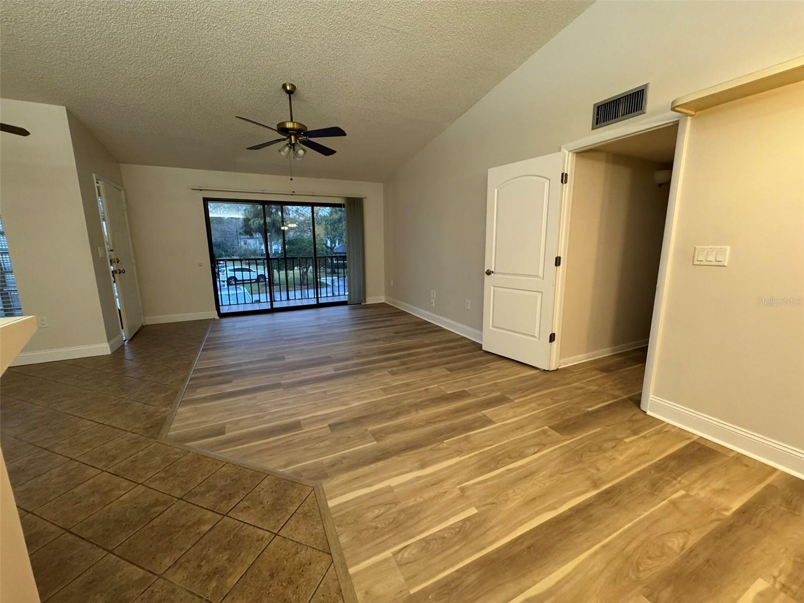 3345 CRYSTAL CT E #E, PALM HARBOR, FL, 34685