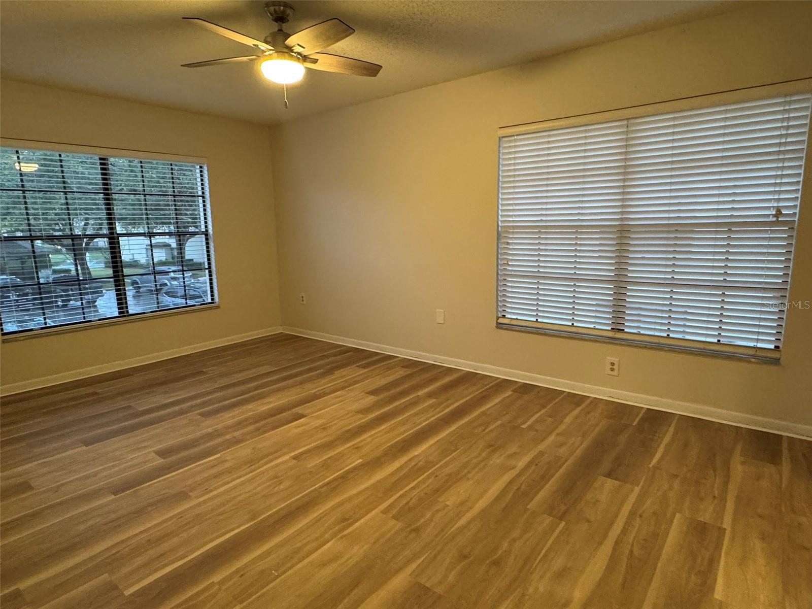 3345 CRYSTAL CT E #E, PALM HARBOR, FL, 34685